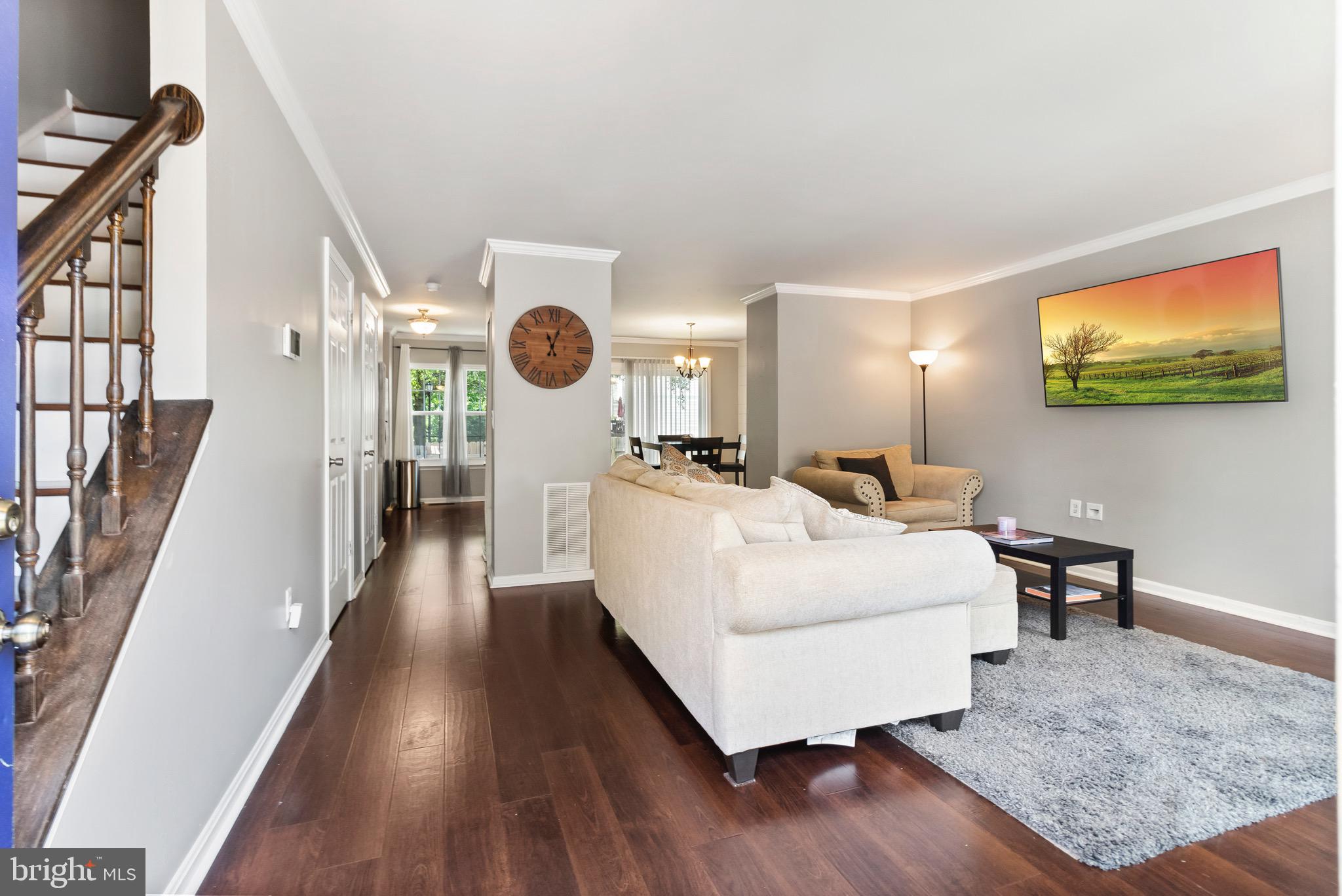 PRINCETON SQUARE - Residential