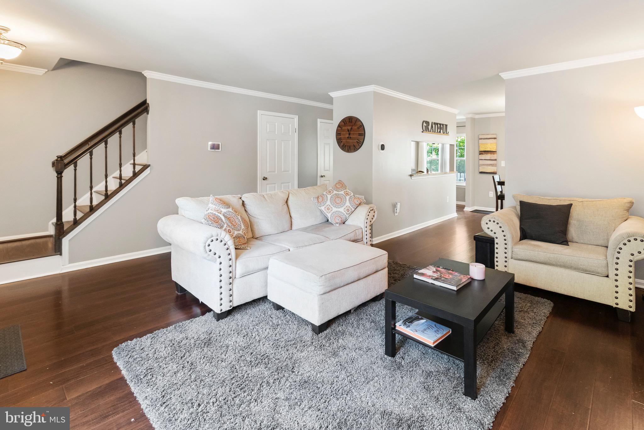 PRINCETON SQUARE - Residential