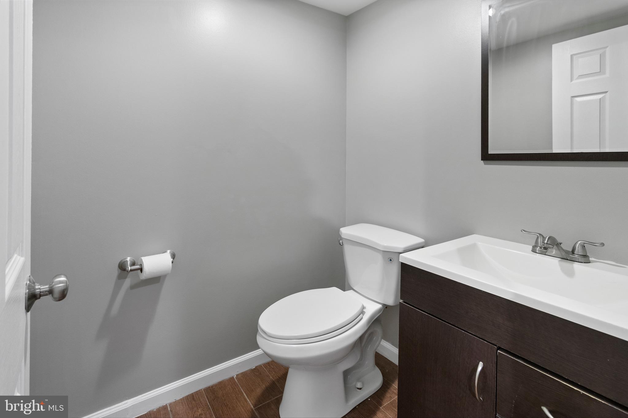 PRINCETON SQUARE - Residential