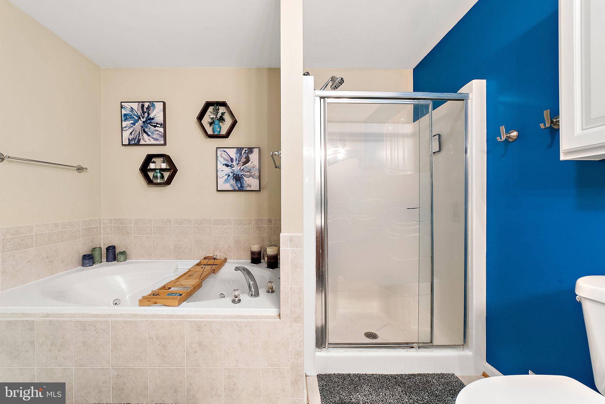 INWOOD MEADOWS - Residential