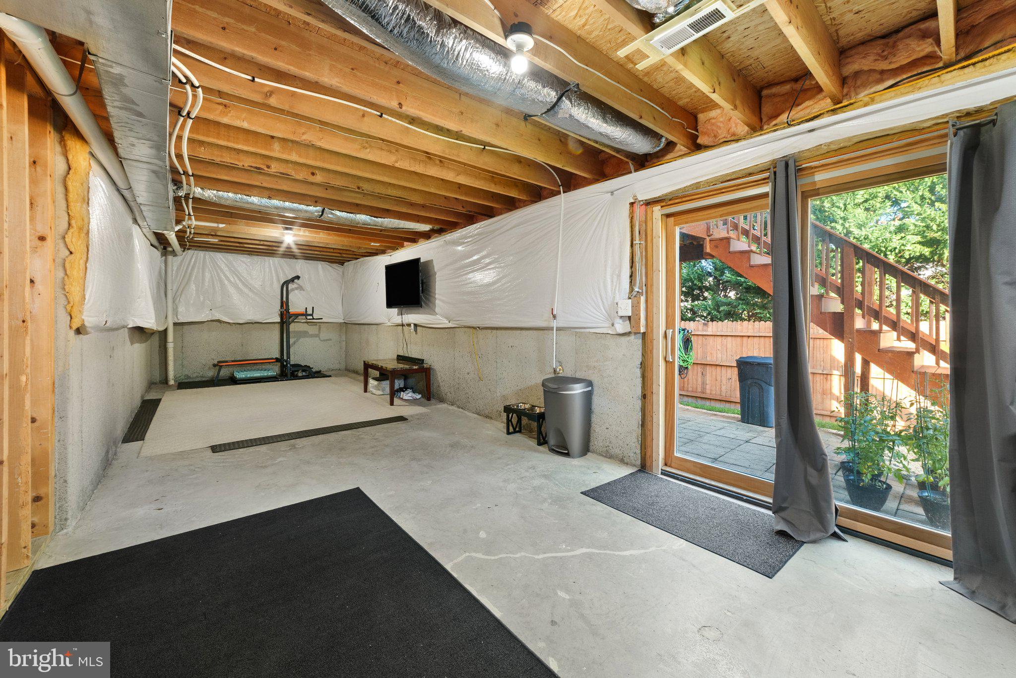 INWOOD MEADOWS - Residential