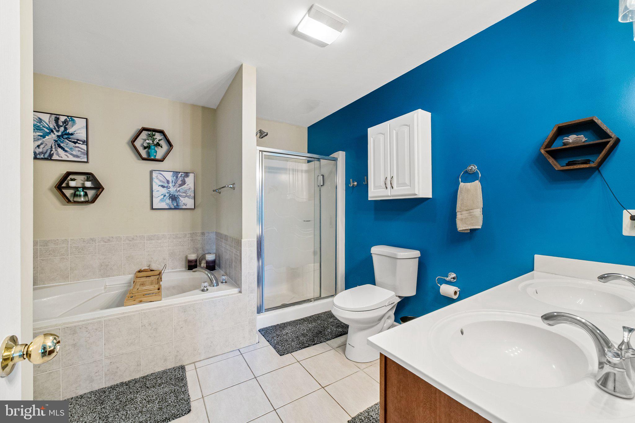 INWOOD MEADOWS - Residential