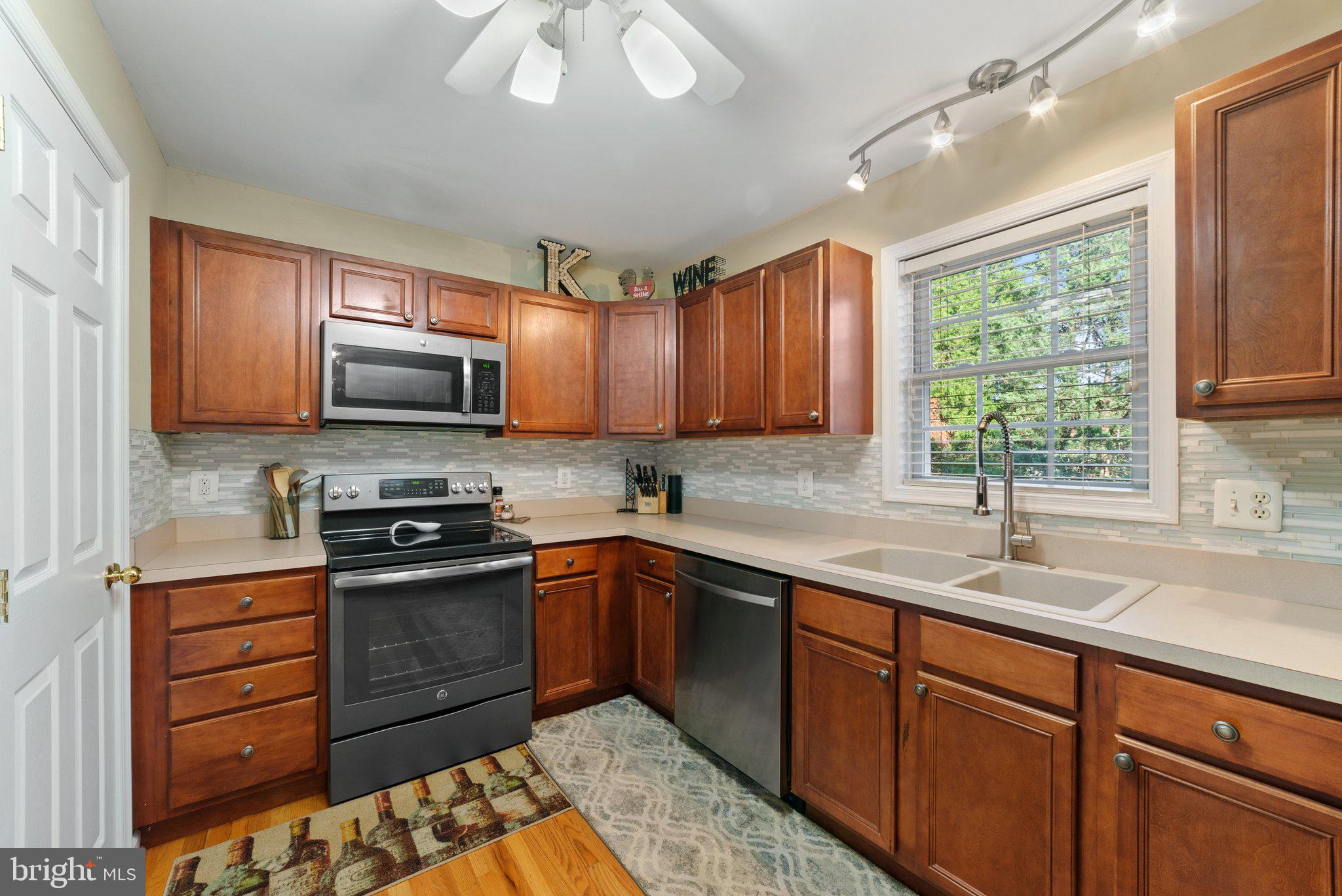 INWOOD MEADOWS - Residential