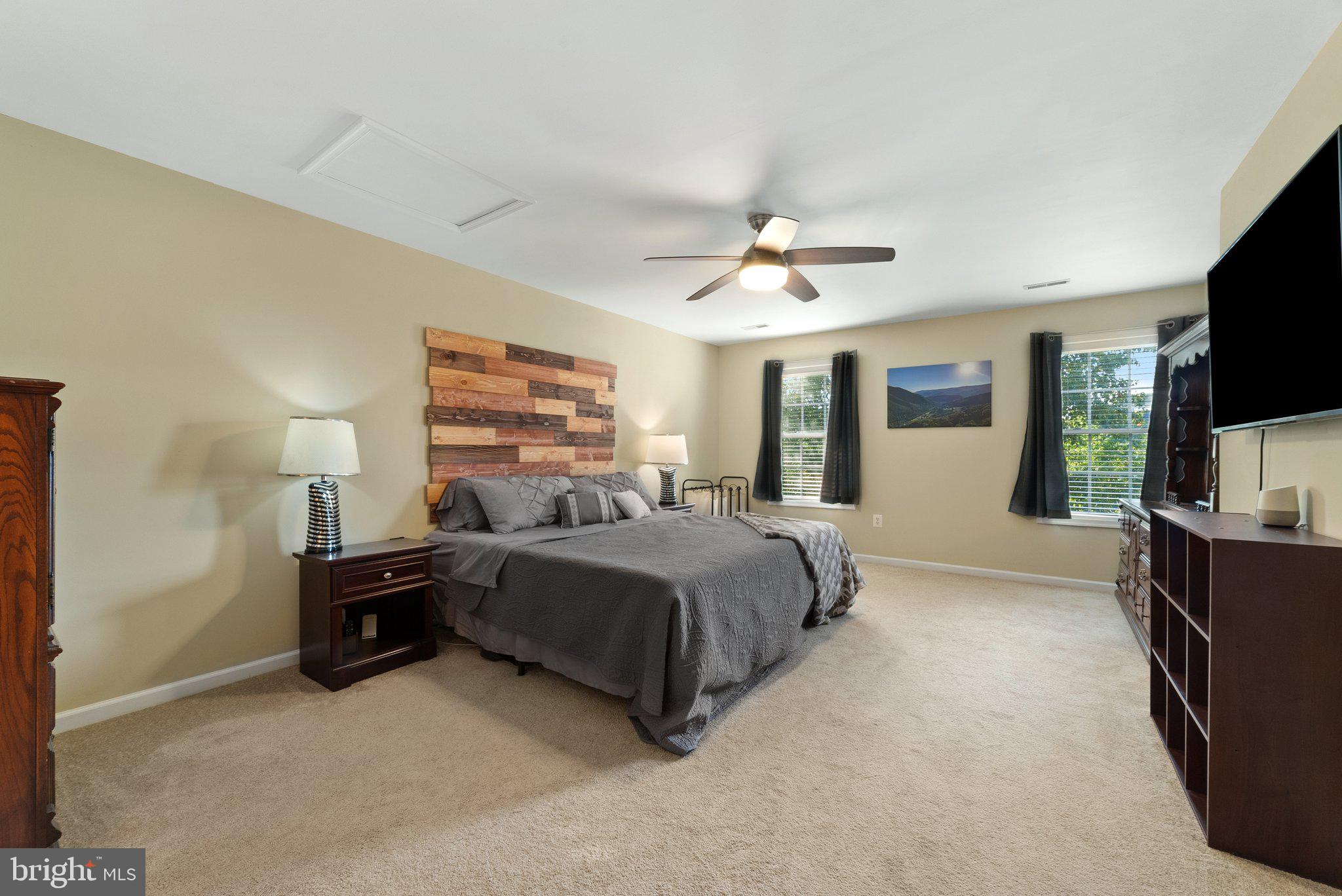 INWOOD MEADOWS - Residential