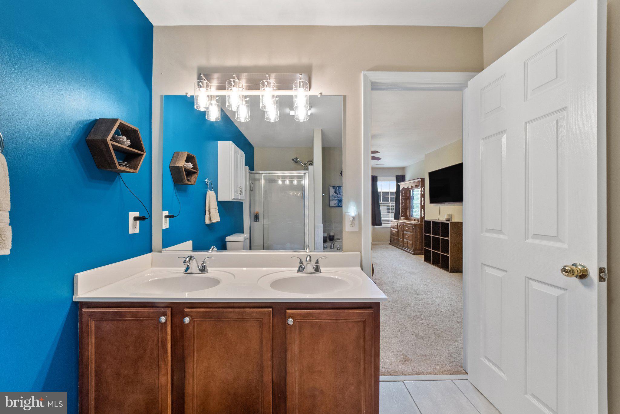 INWOOD MEADOWS - Residential