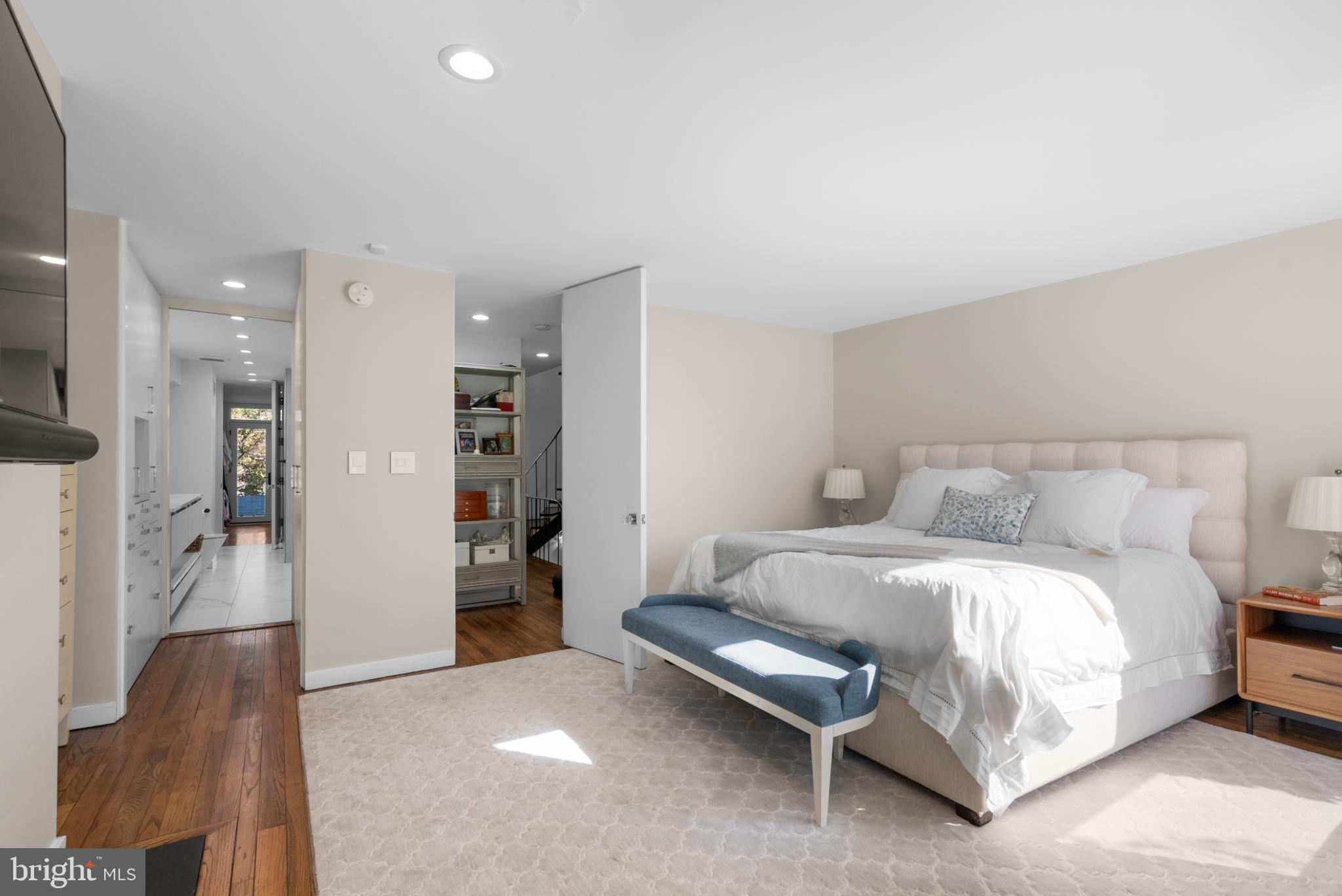 GEORGETOWN - Residential