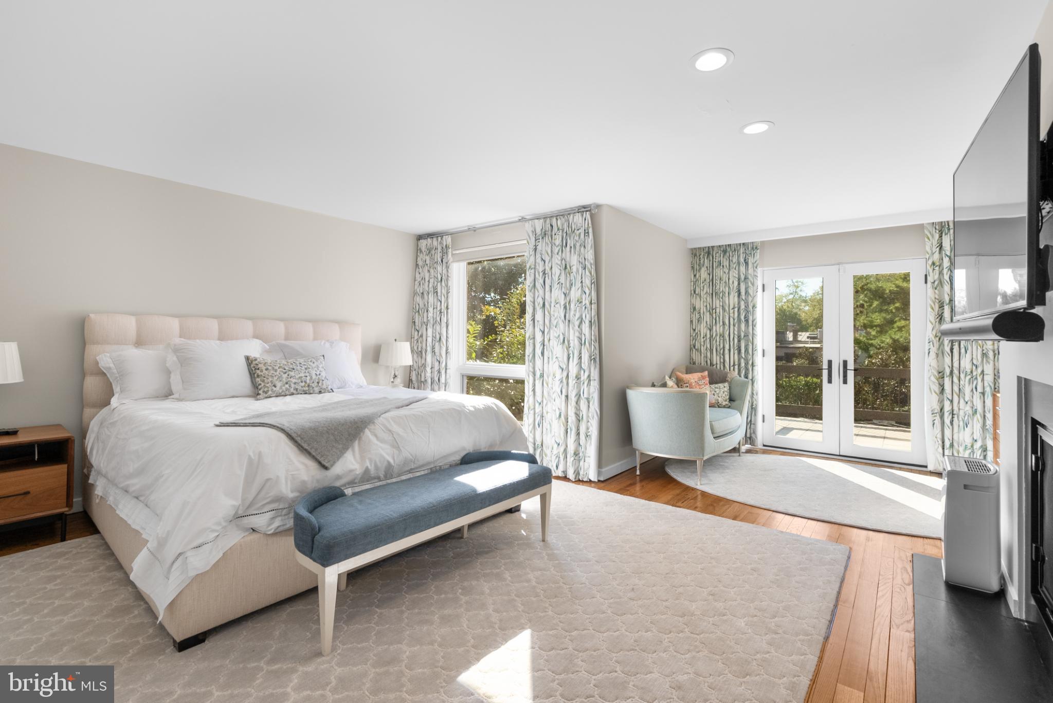 GEORGETOWN - Residential
