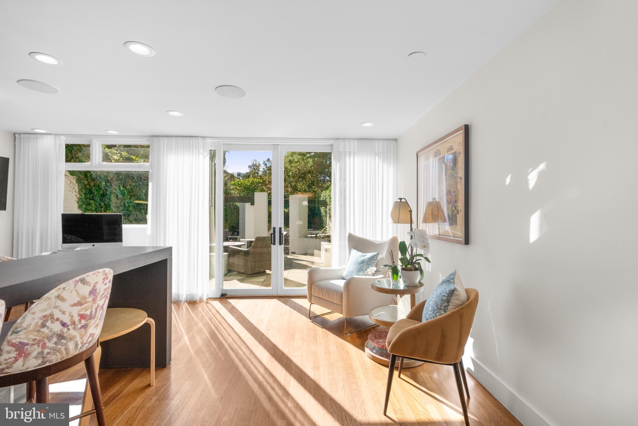 GEORGETOWN - Residential