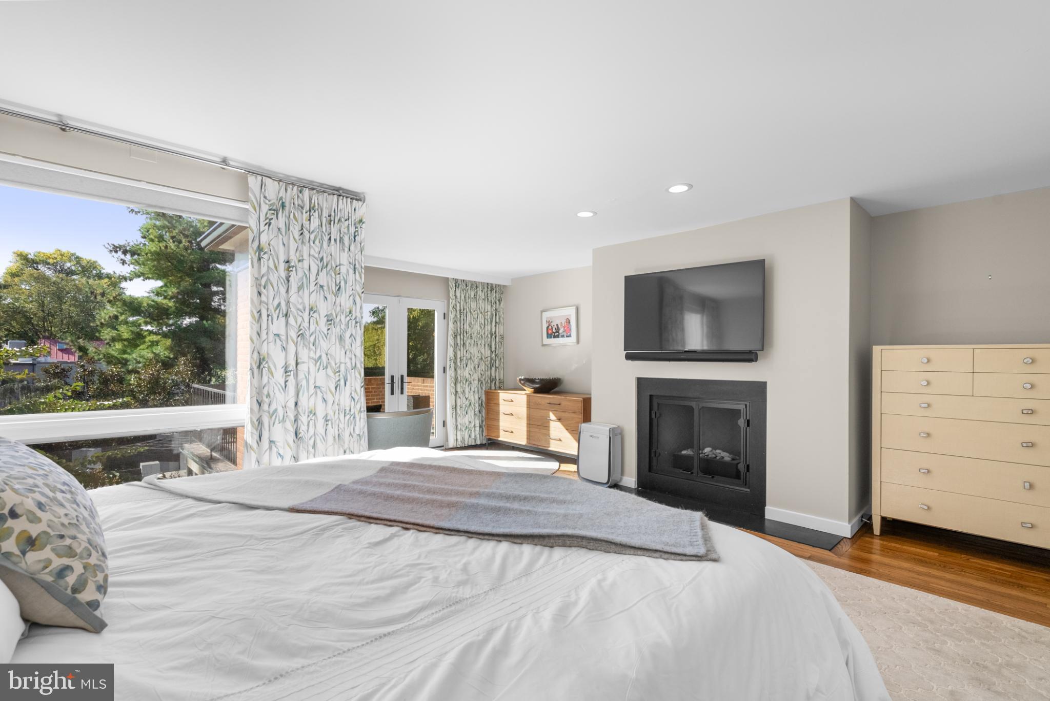 GEORGETOWN - Residential