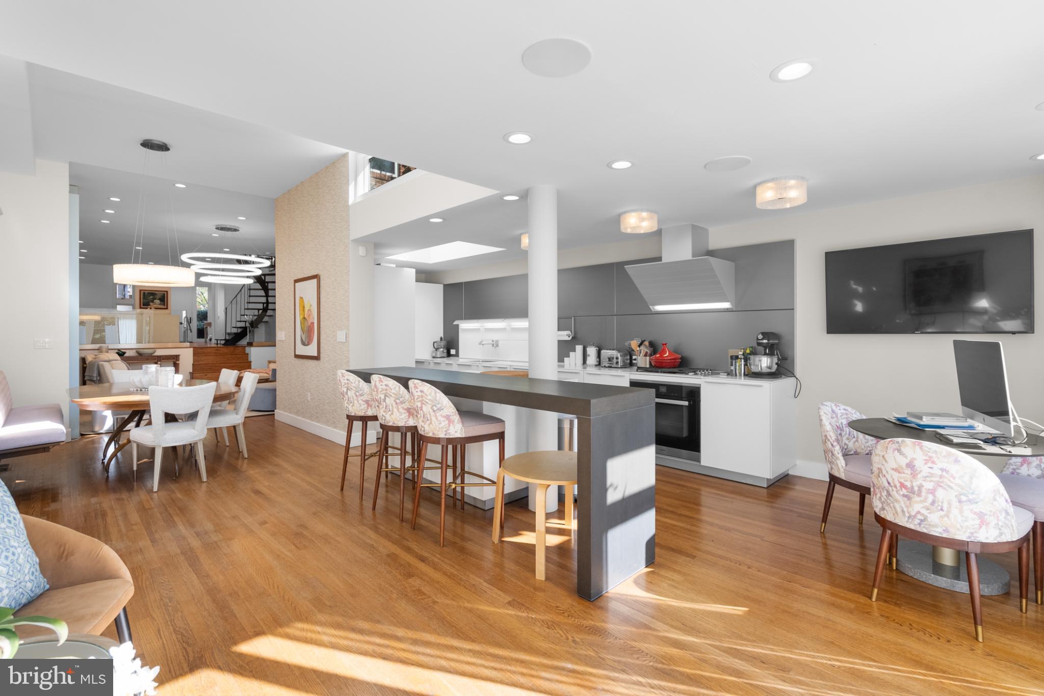 GEORGETOWN - Residential