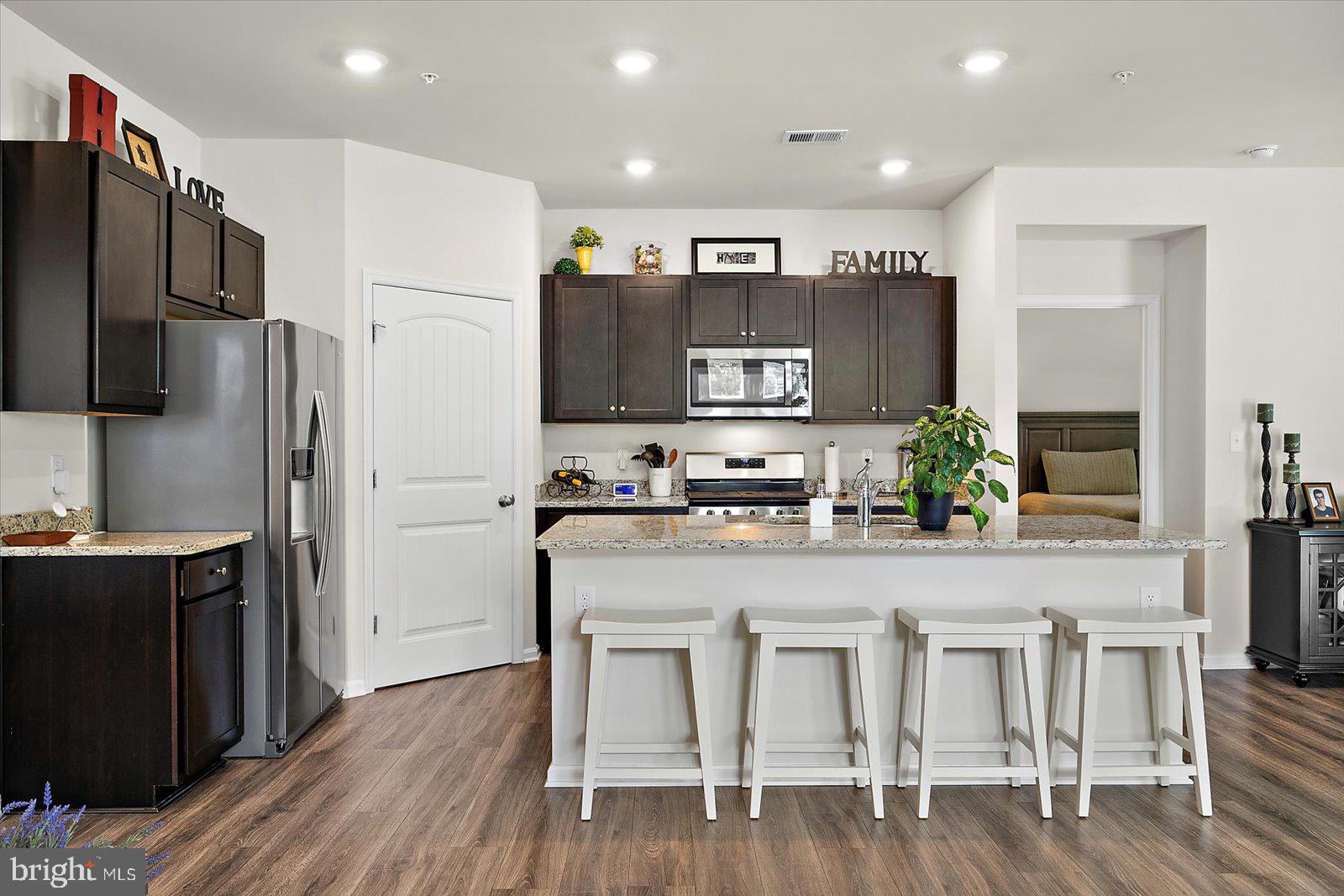 ROWENS MILL - Residential