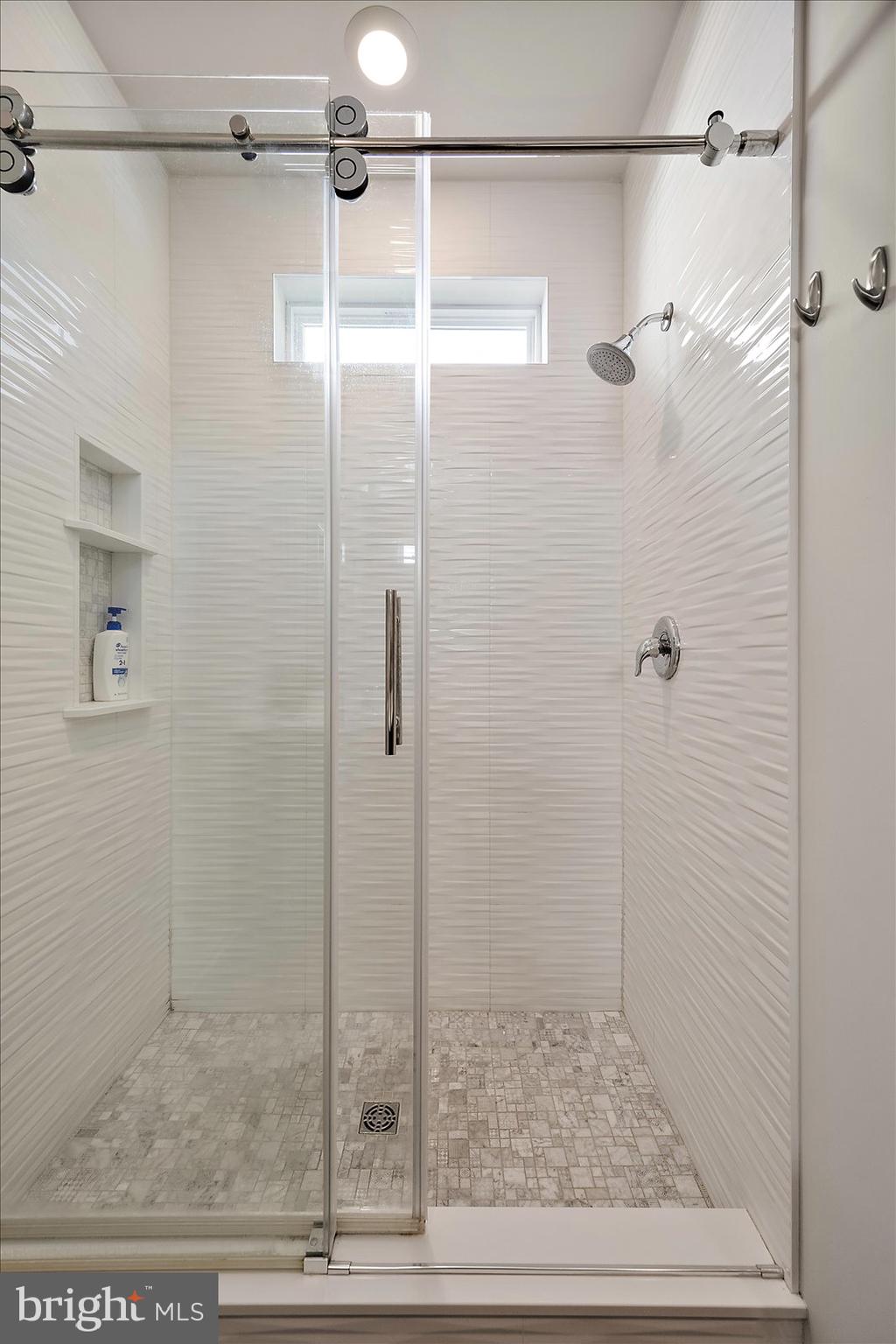 ROWENS MILL - Residential