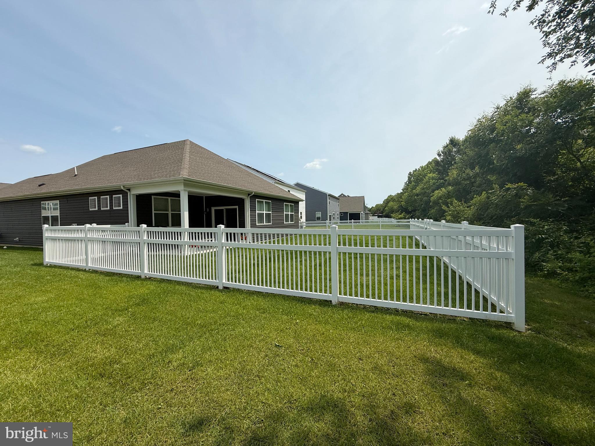 ROWENS MILL - Residential