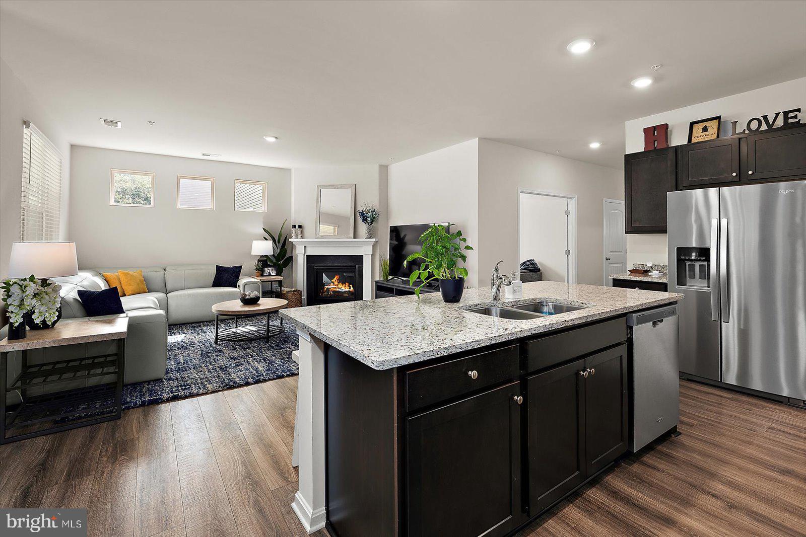 ROWENS MILL - Residential