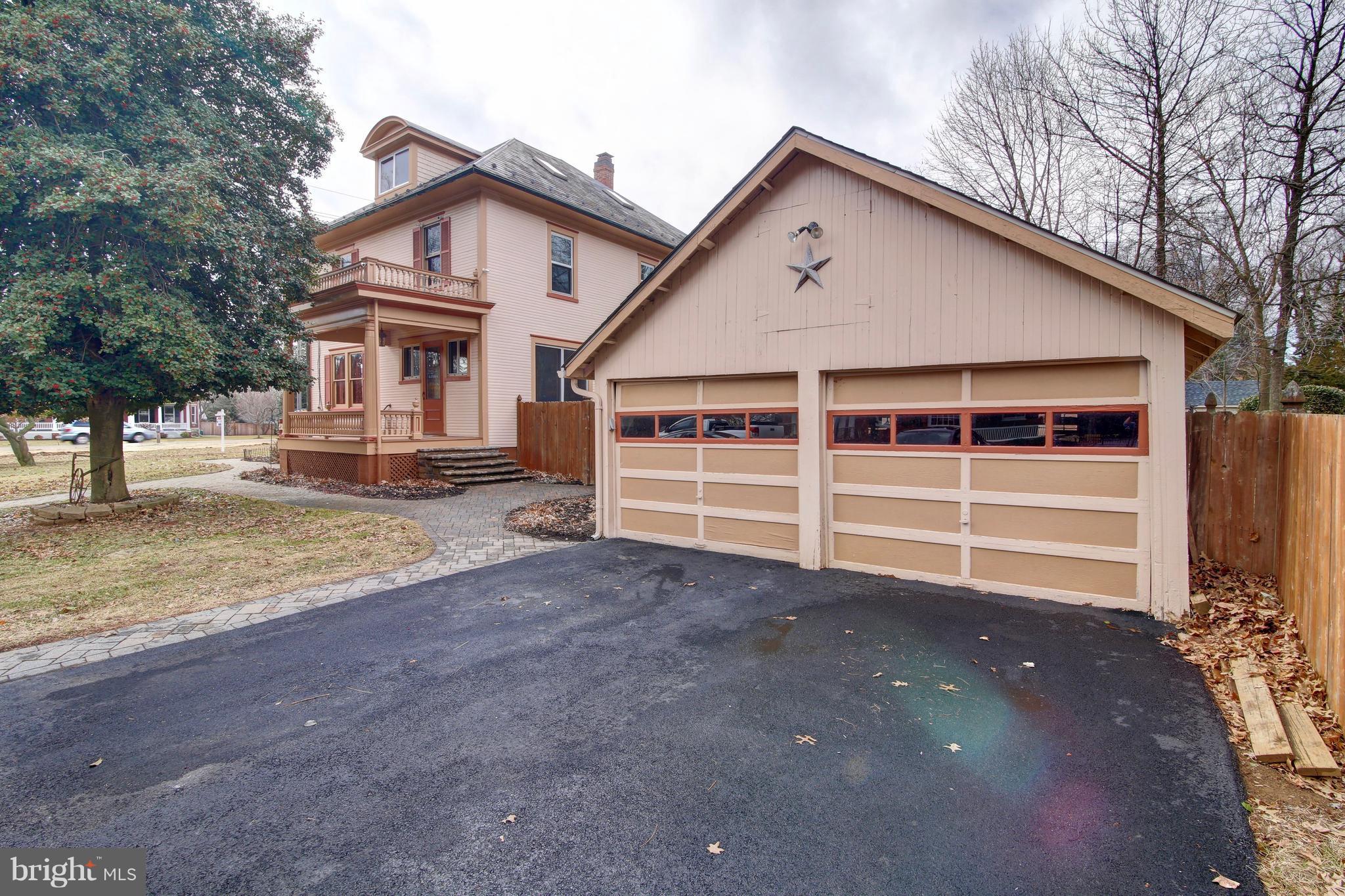 MIDDLETOWN HISTORIC DISCTRICT - Residential