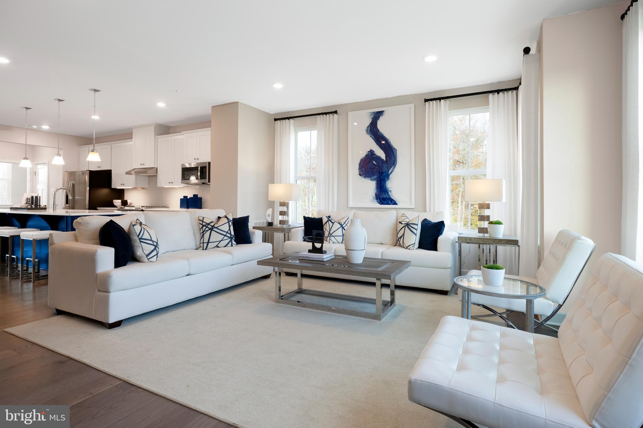 PONDS EDGE - Residential