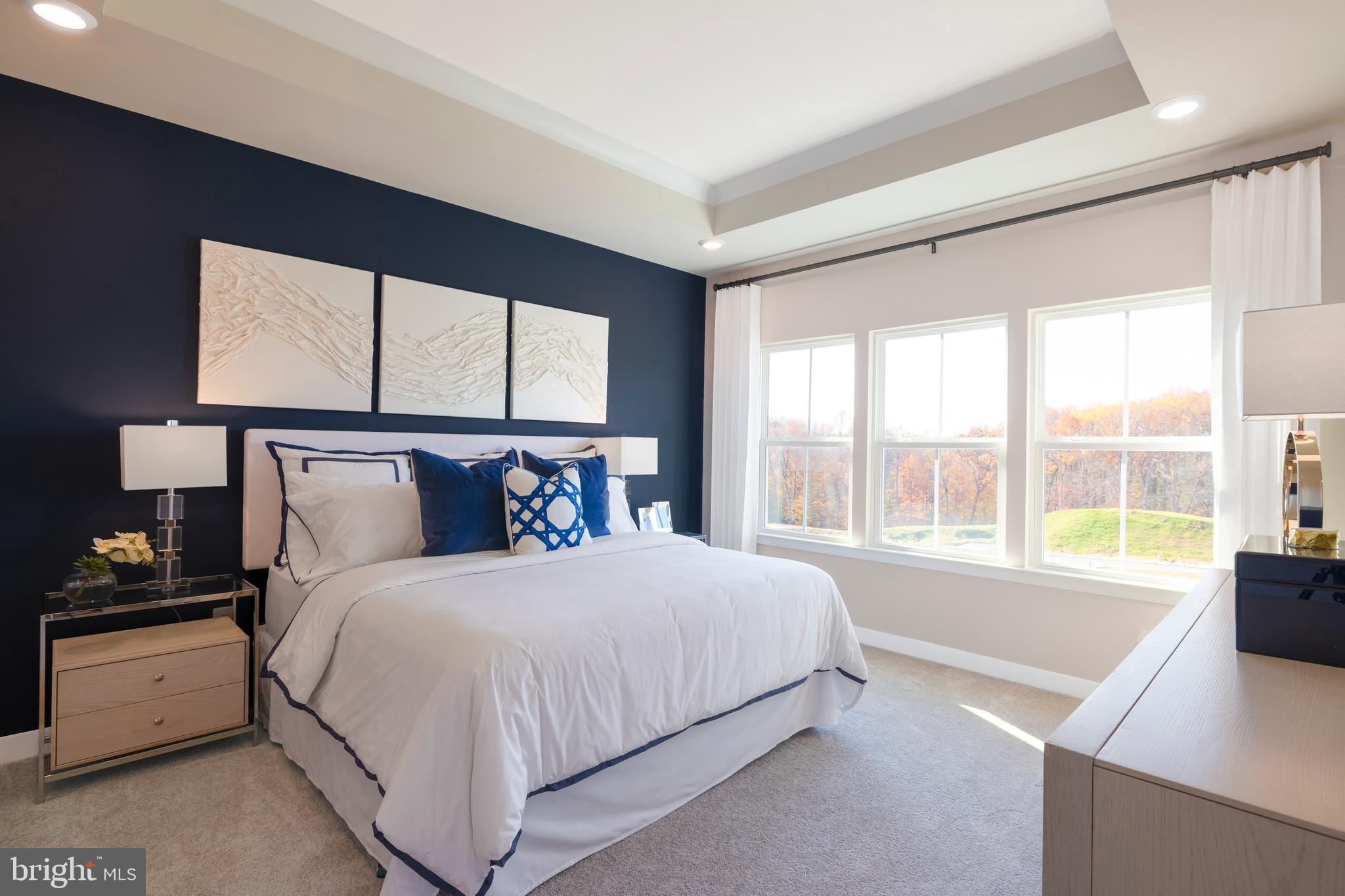 PONDS EDGE - Residential