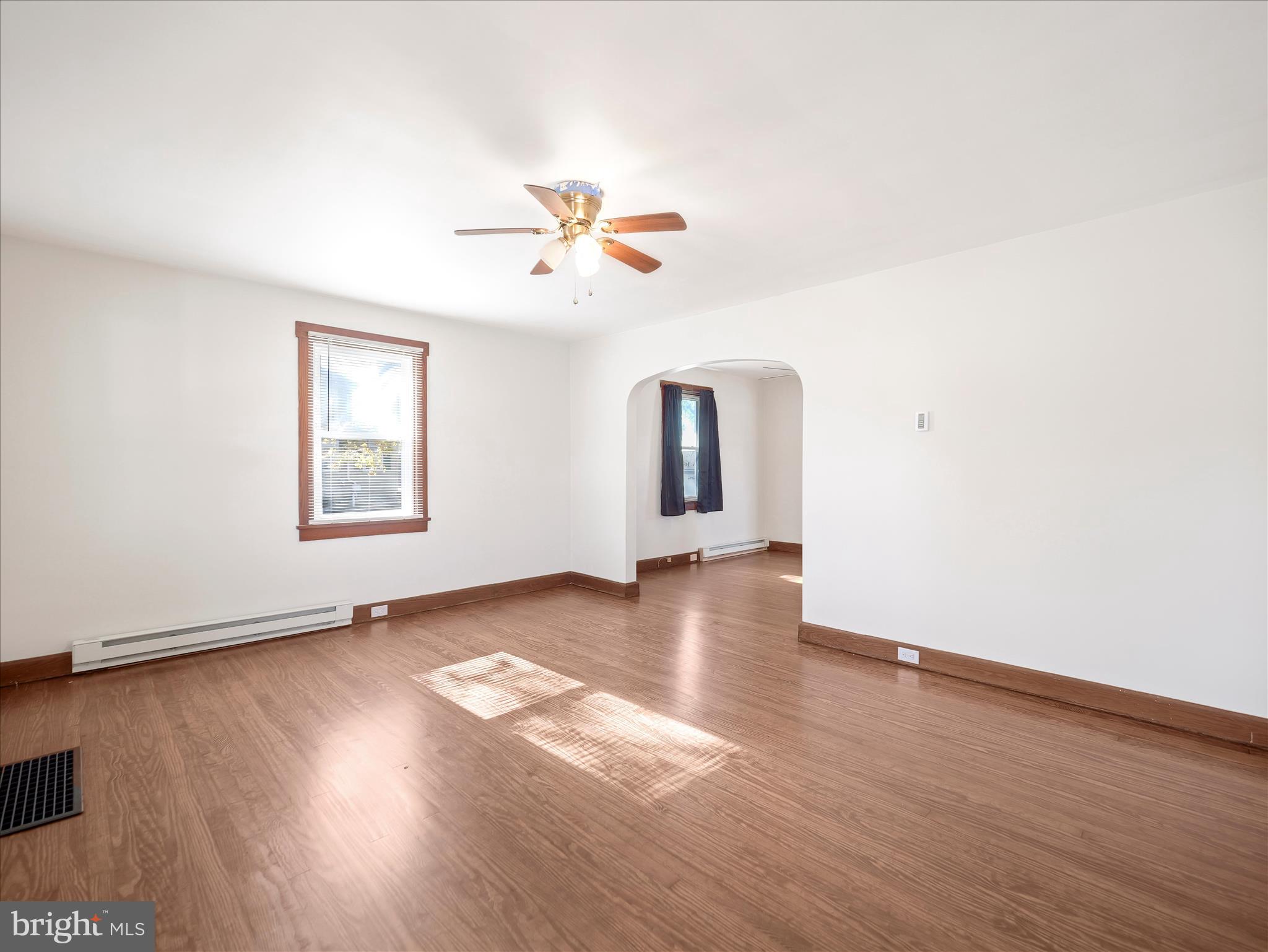 STATE LINE - Residential