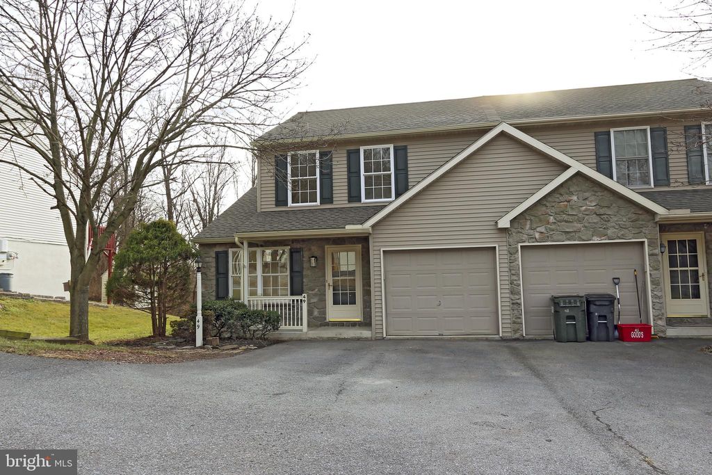 Photo of 49 RIDGE AVE, EPHRATA, PA 17522 (MLS # PALA2029276)
