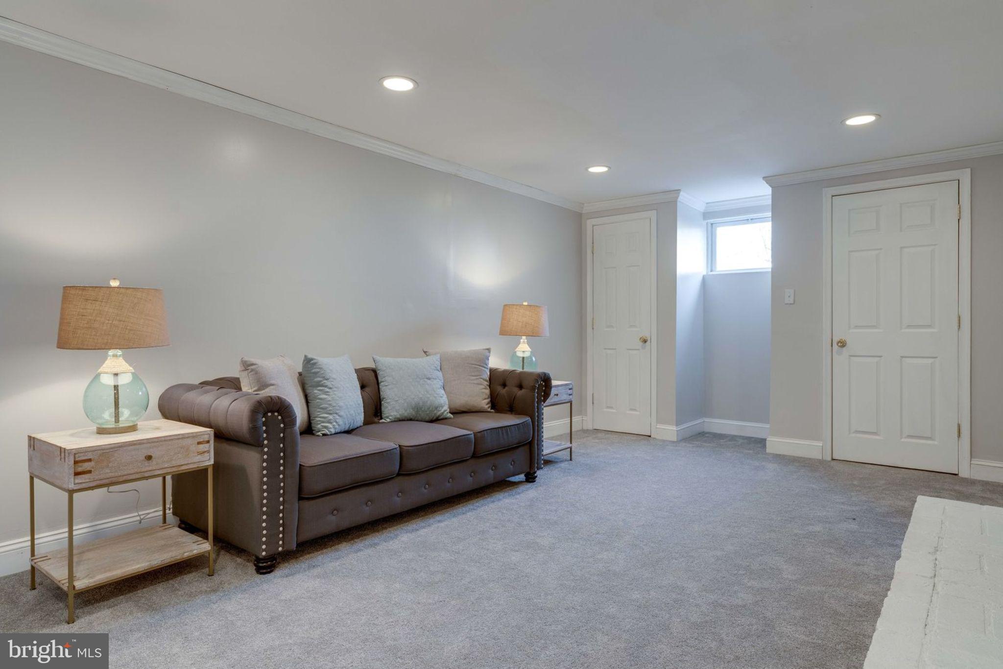 KEYS AND RUSSELL - Residential