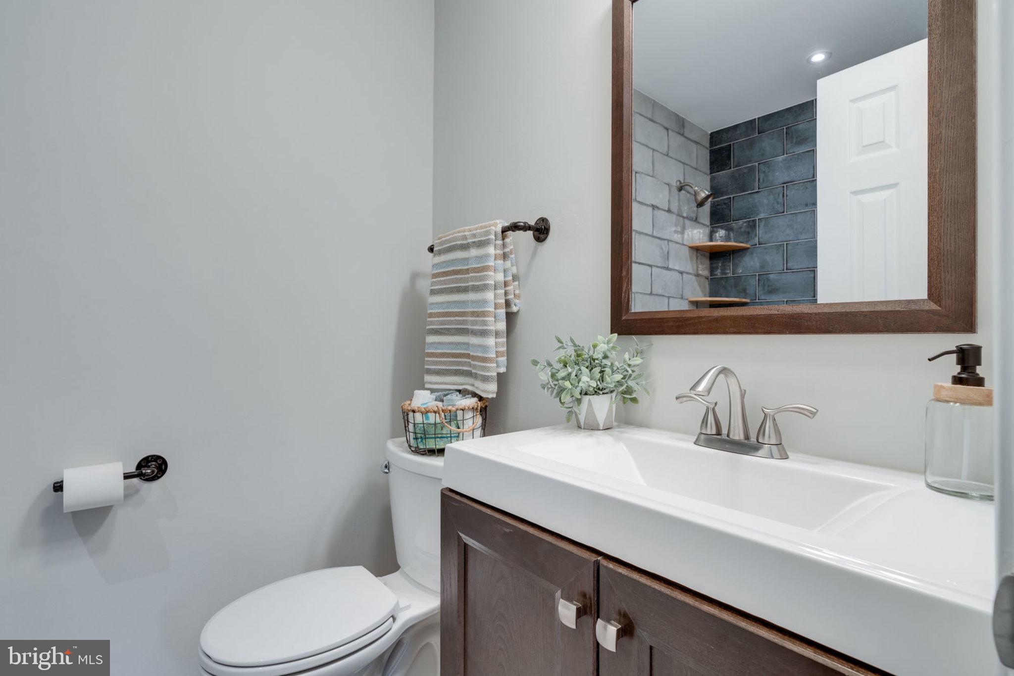 KEYS AND RUSSELL - Residential