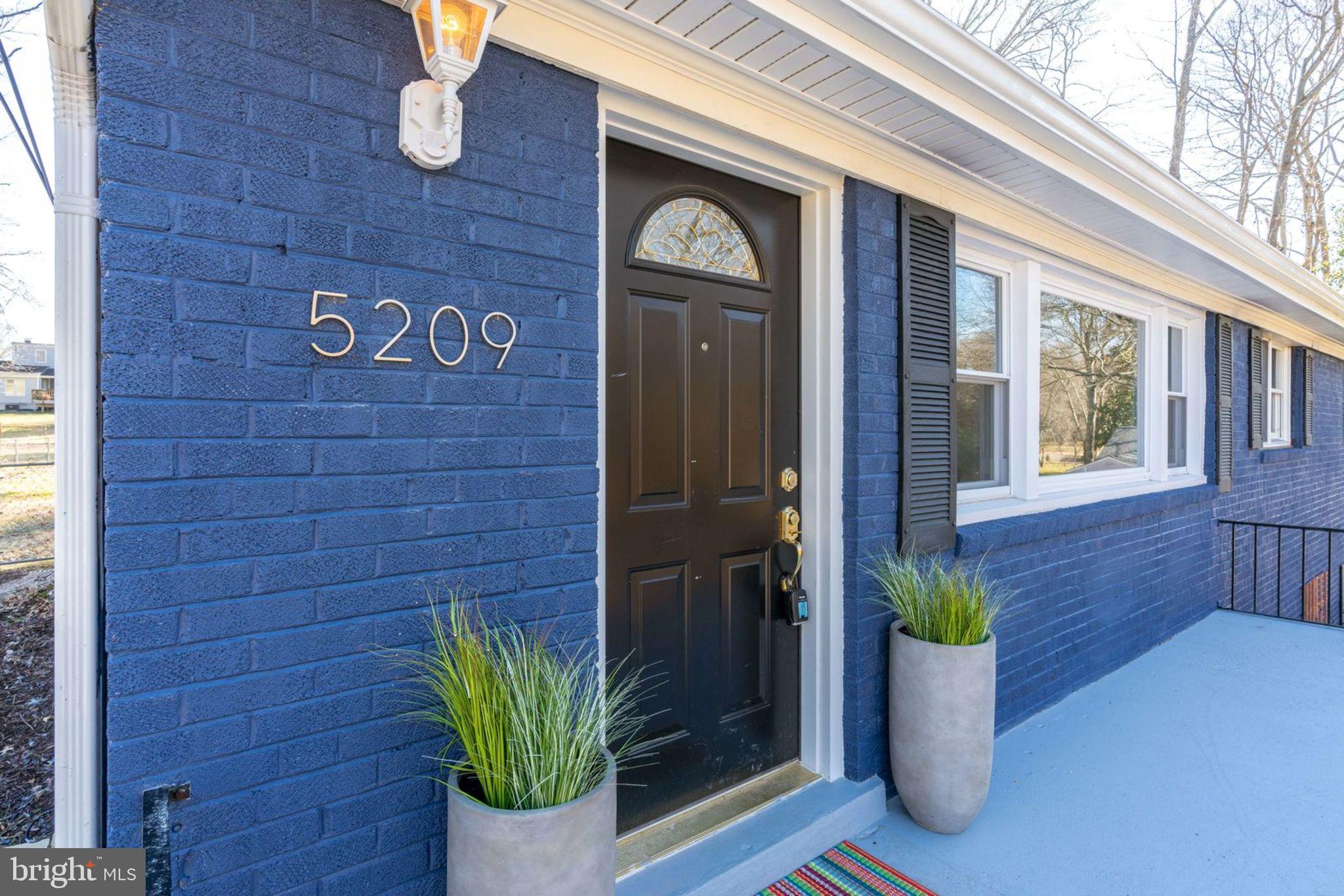 KEYS AND RUSSELL - Residential