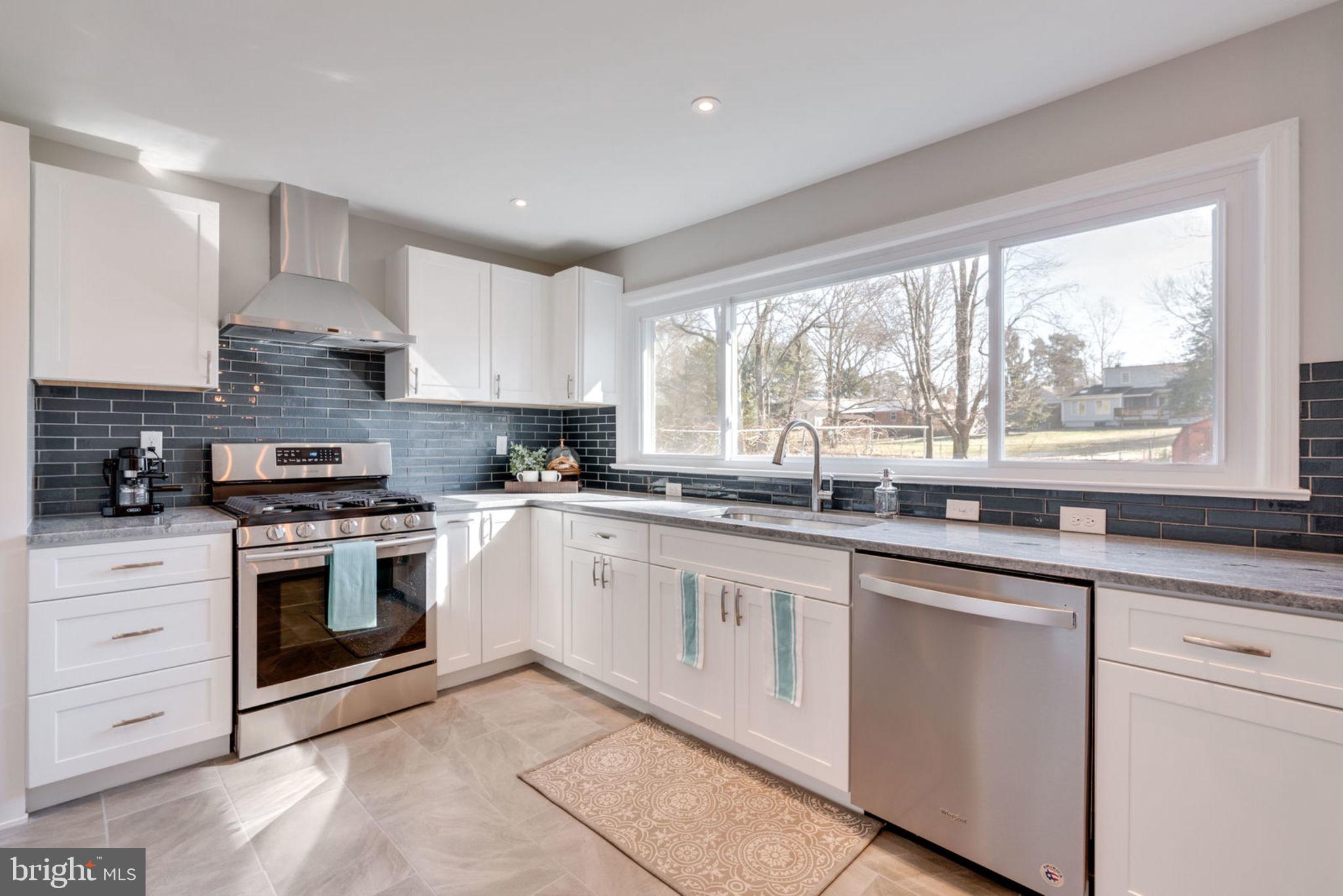 KEYS AND RUSSELL - Residential