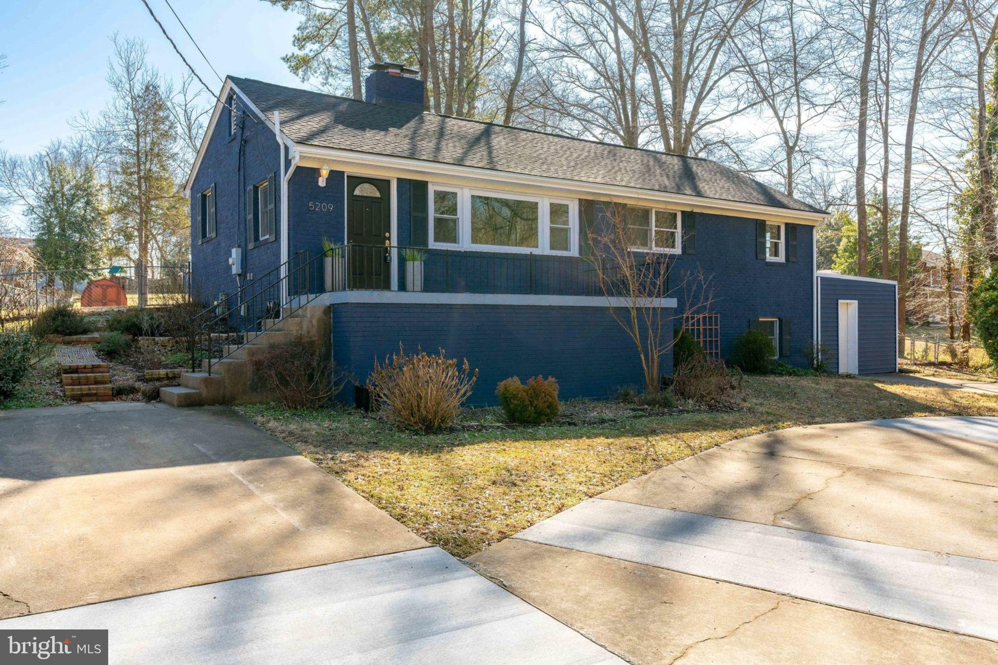 KEYS AND RUSSELL - Residential