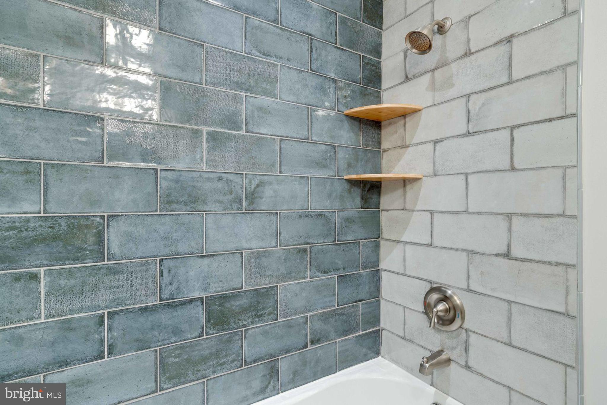 KEYS AND RUSSELL - Residential