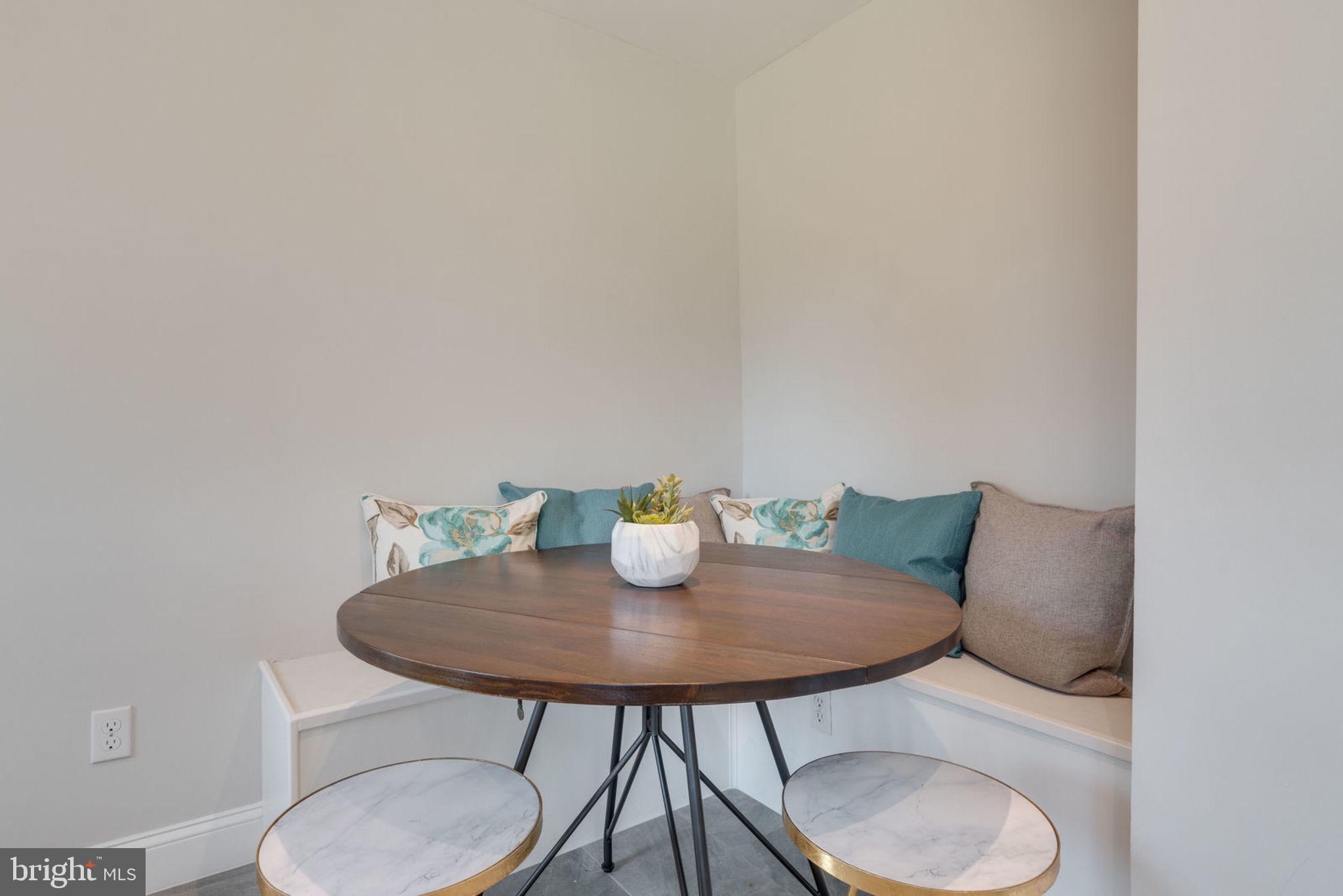 KEYS AND RUSSELL - Residential