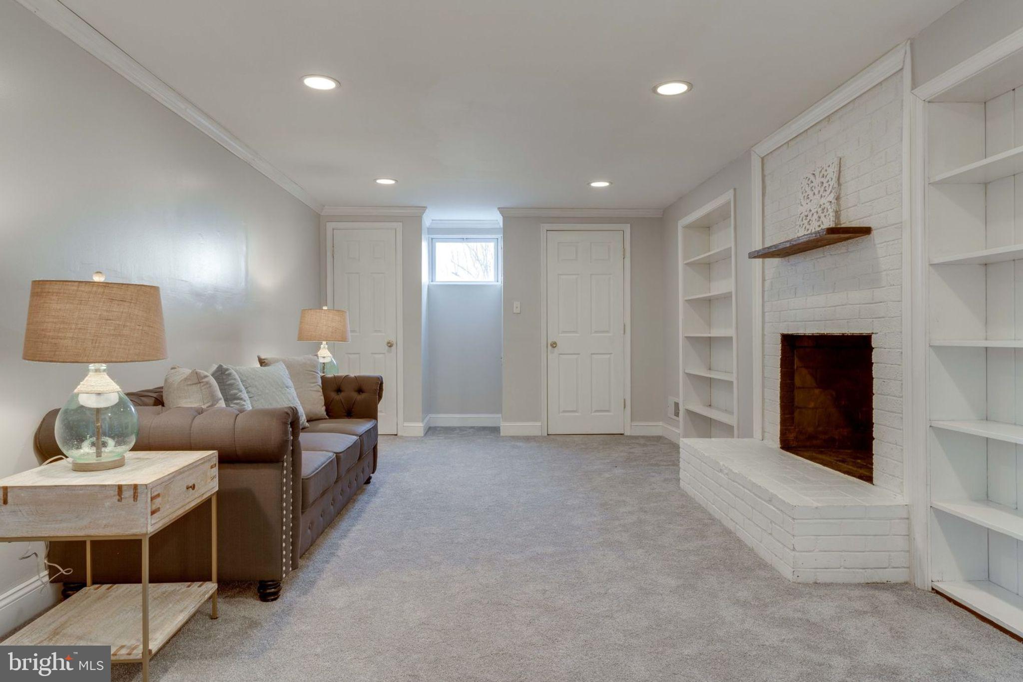 KEYS AND RUSSELL - Residential