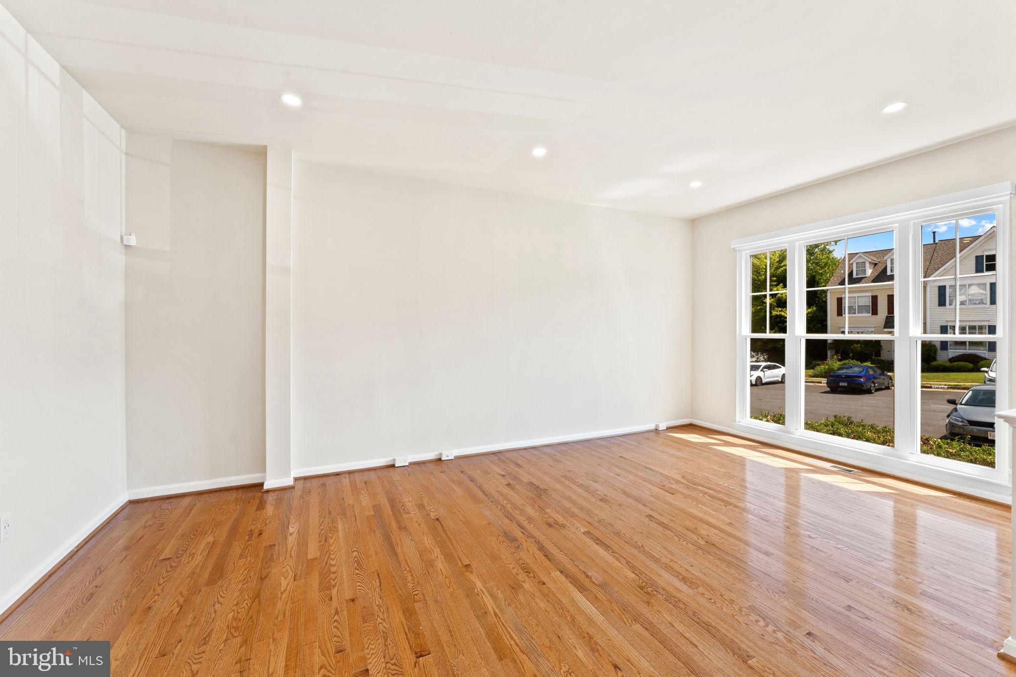 RIDGELEIGH - Residential