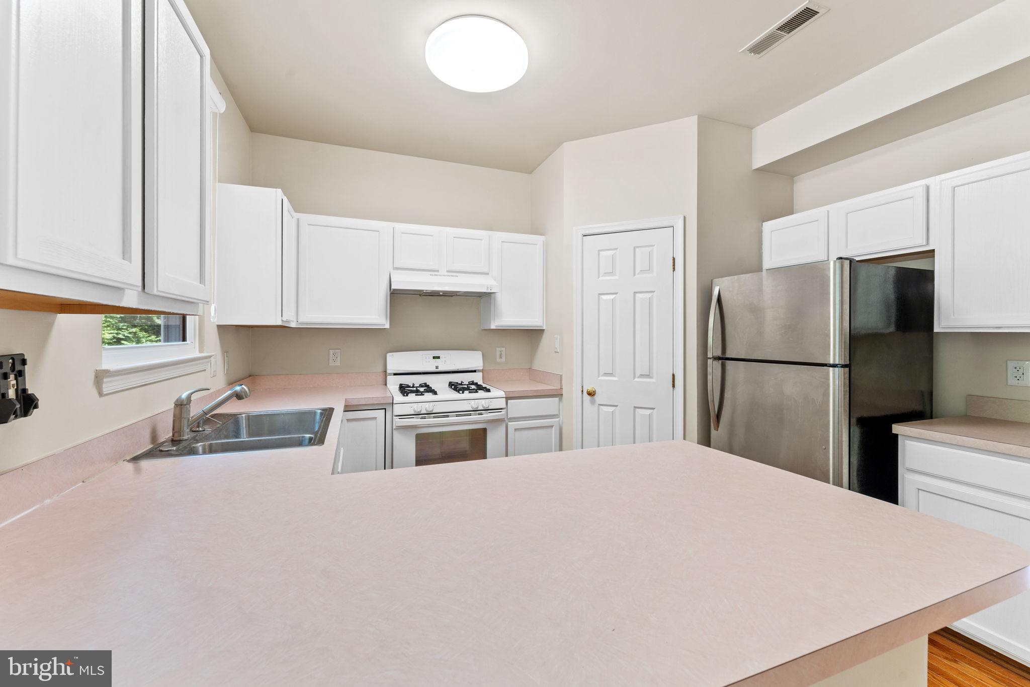 RIDGELEIGH - Residential