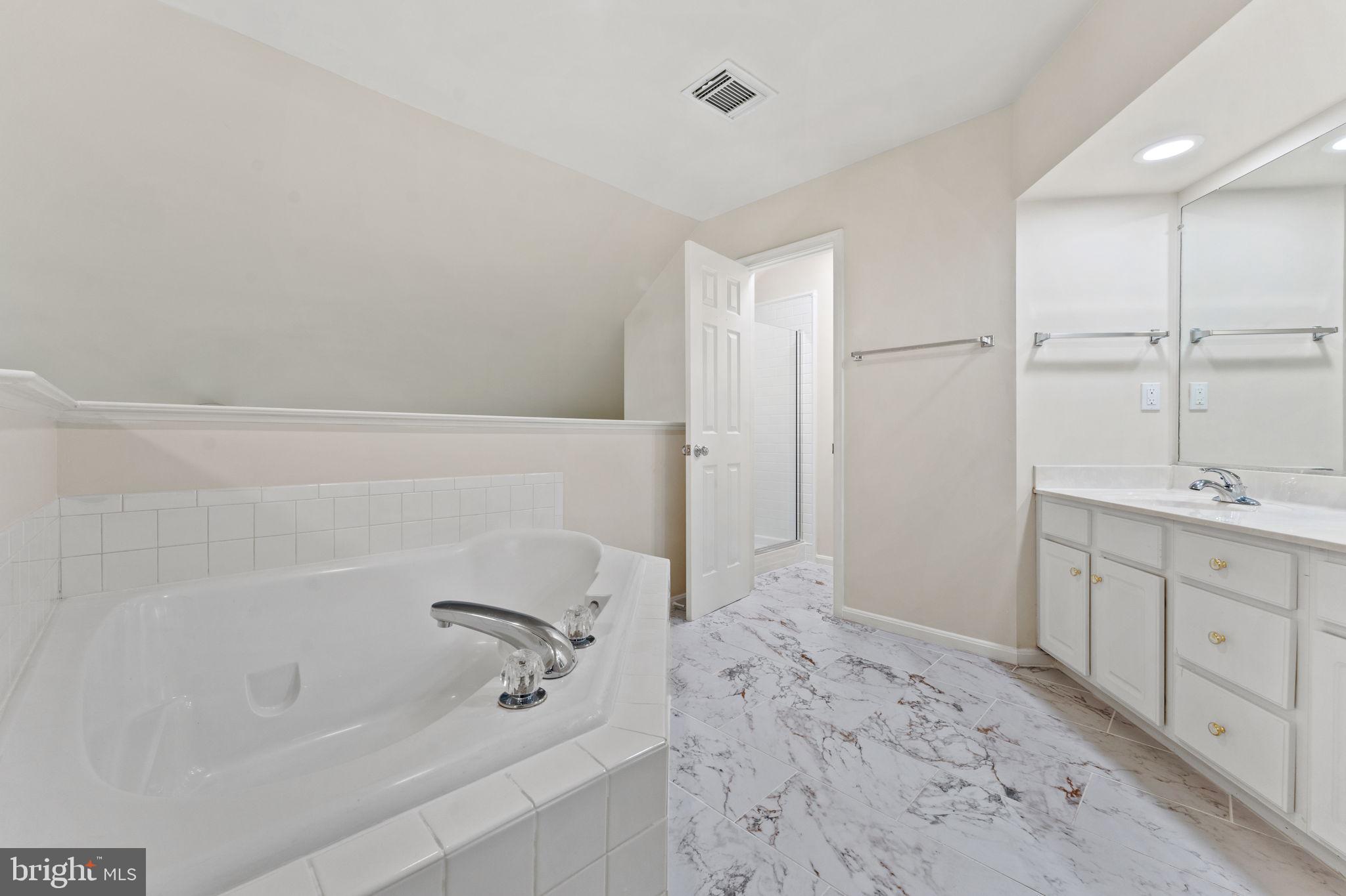 RIDGELEIGH - Residential