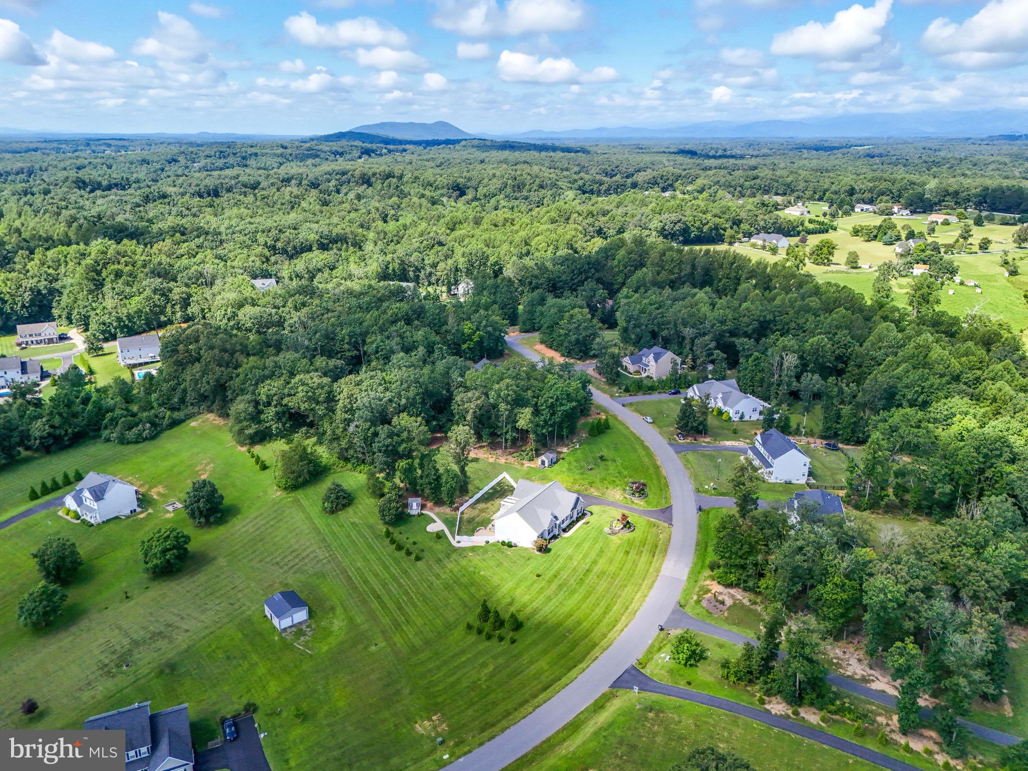 STONE RIDGE - Residential