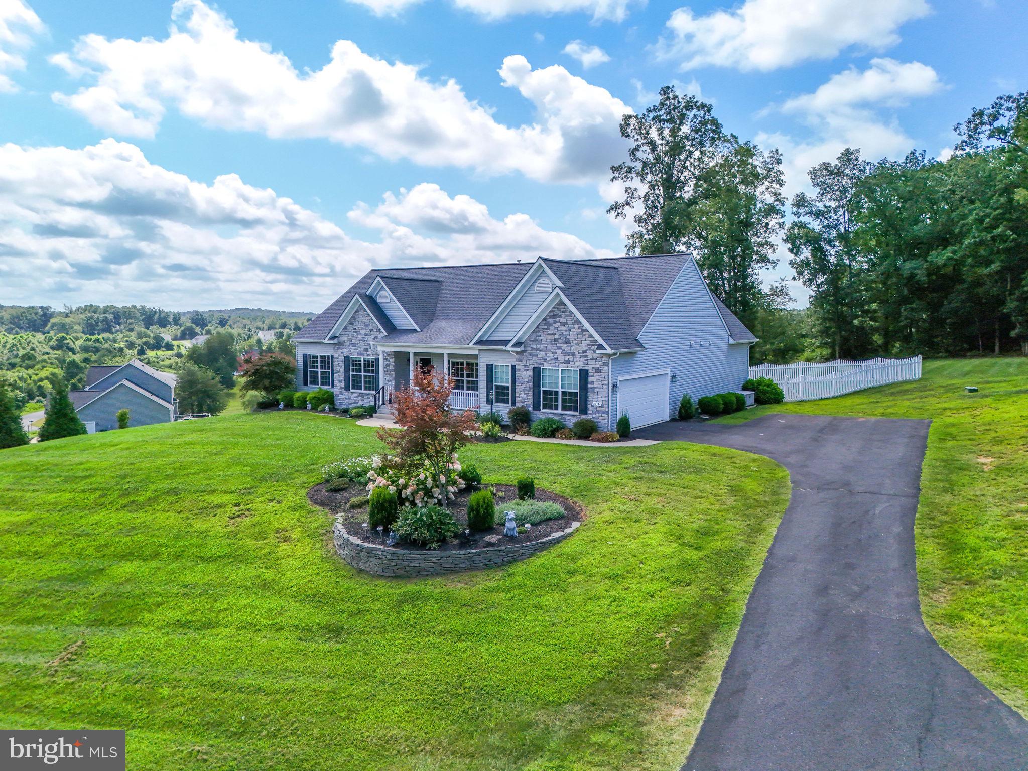 STONE RIDGE - Residential