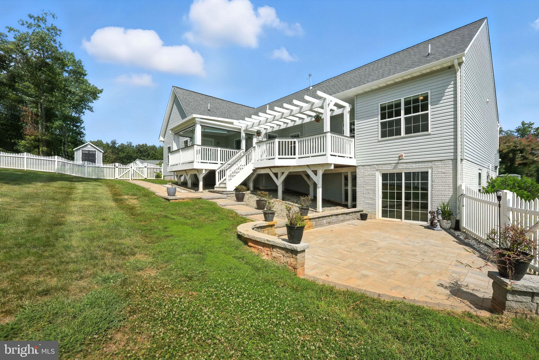 STONE RIDGE - Residential