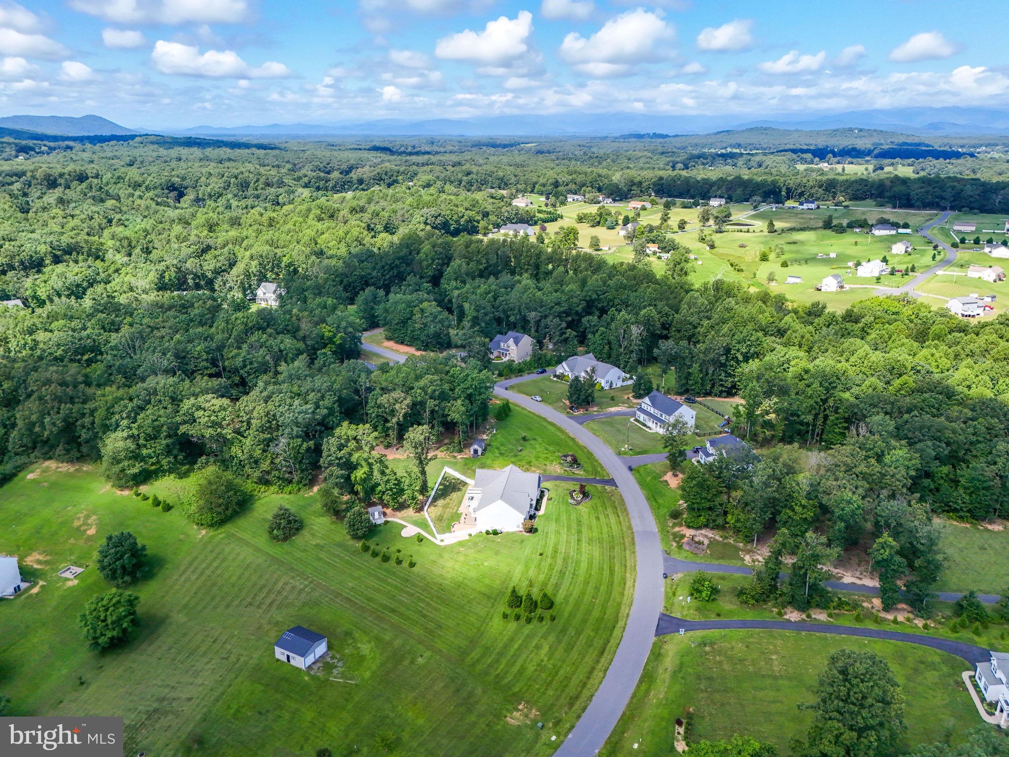 STONE RIDGE - Residential
