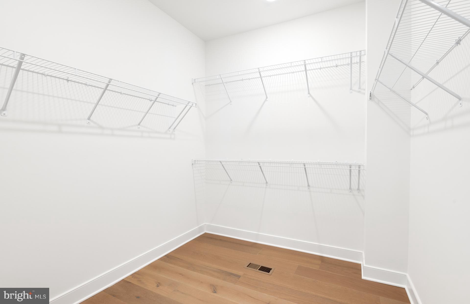 CATTAIL RUN - Residential