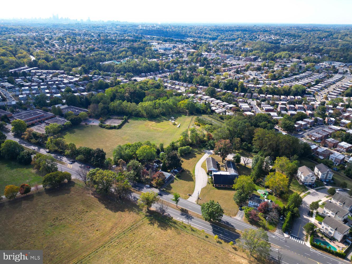 ROXBOROUGH - Commercial Sale