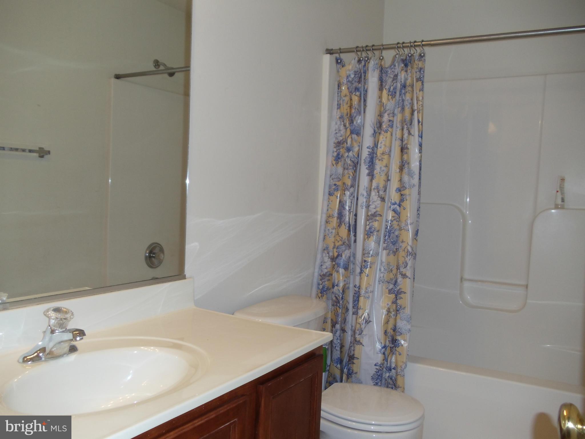 PORT AQUIA - Residential Lease