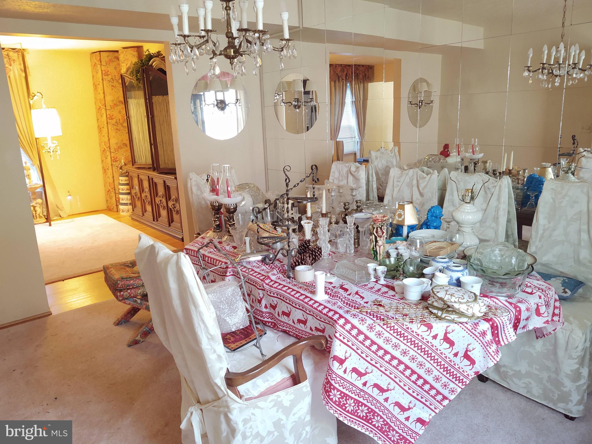 EDGEWATER VILLAGE - Residential