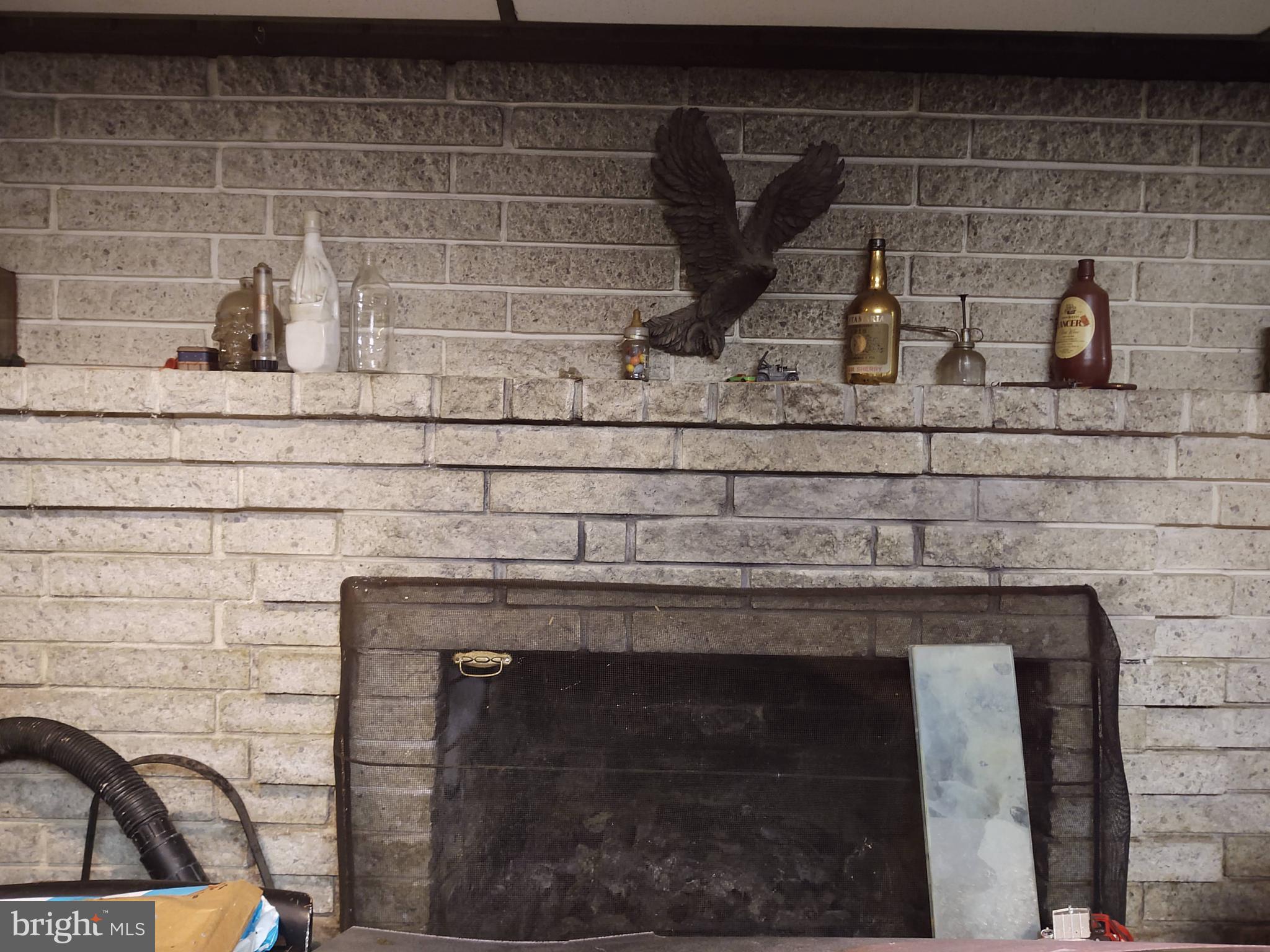 EDGEWATER VILLAGE - Residential