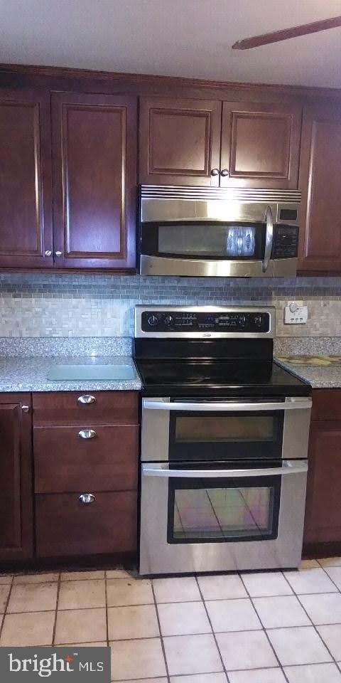 EDGEWATER VILLAGE - Residential