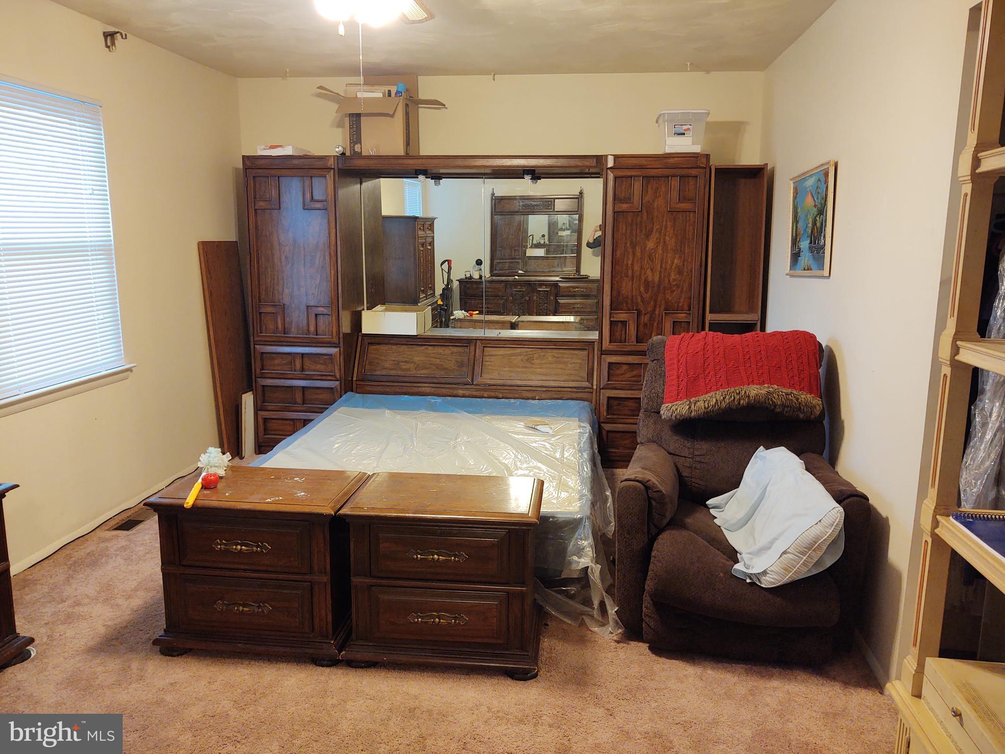 EDGEWATER VILLAGE - Residential