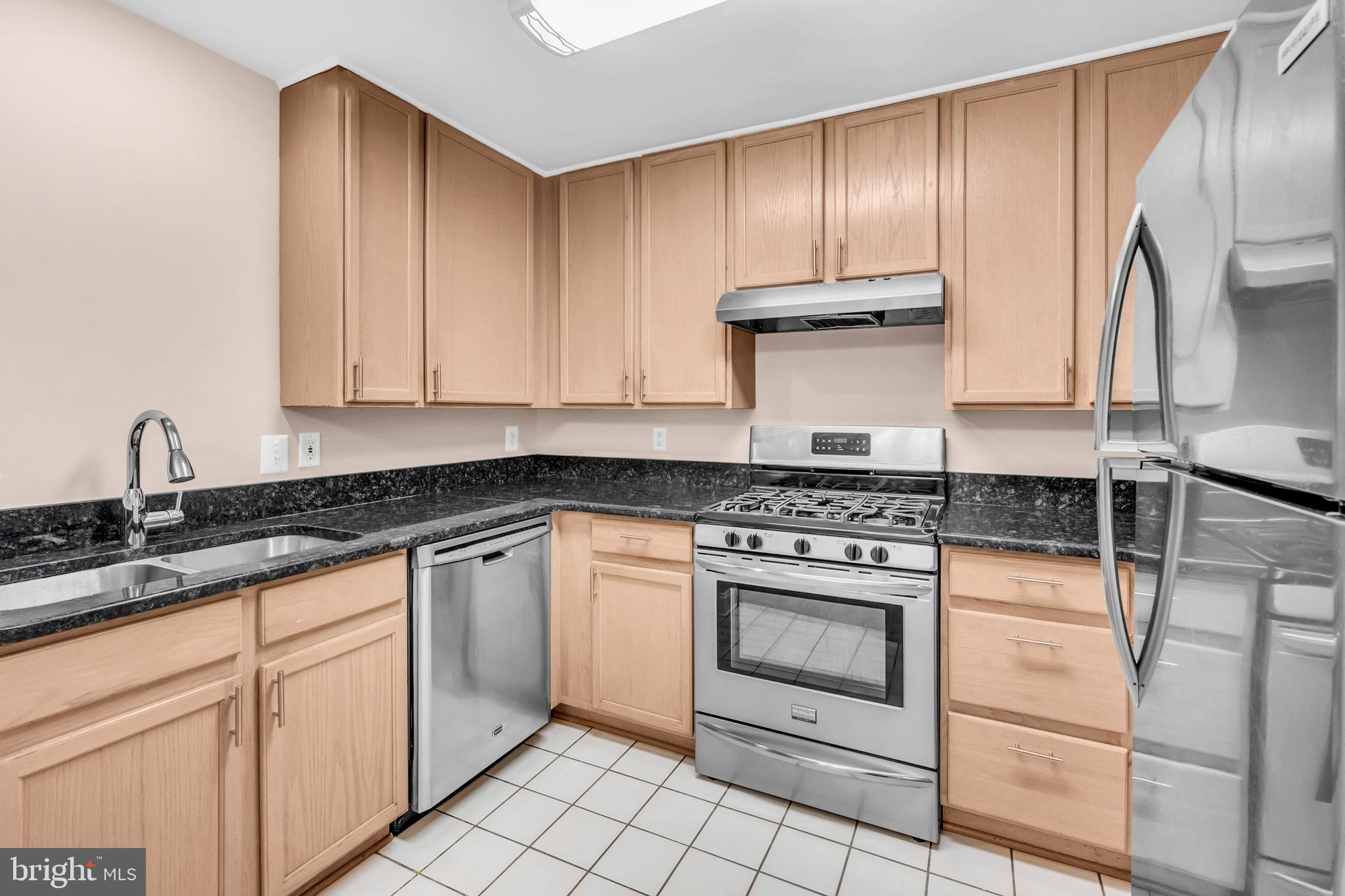 JEFFERSON PARK - Residential Lease