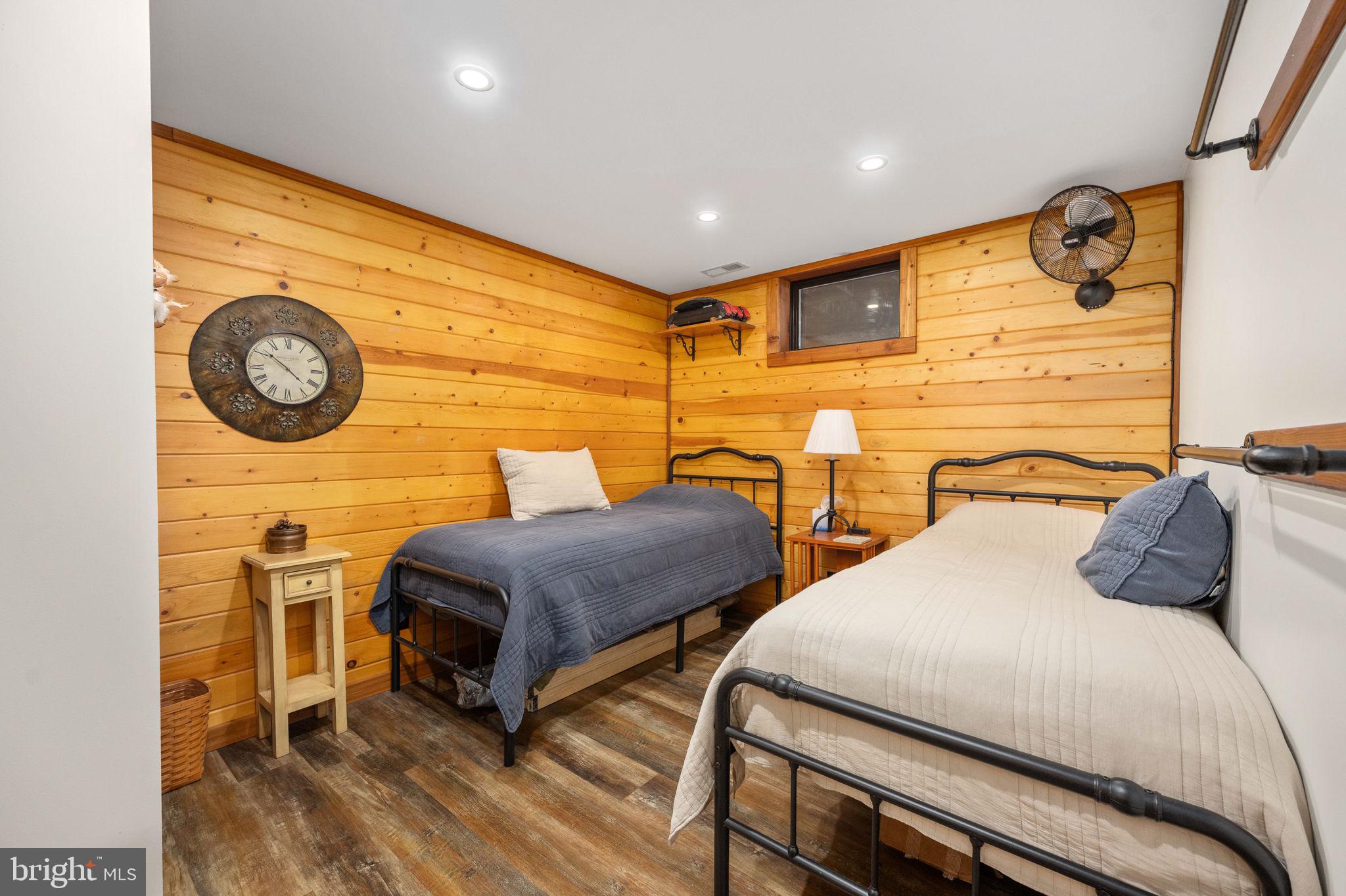 WYNDEMERE - Residential