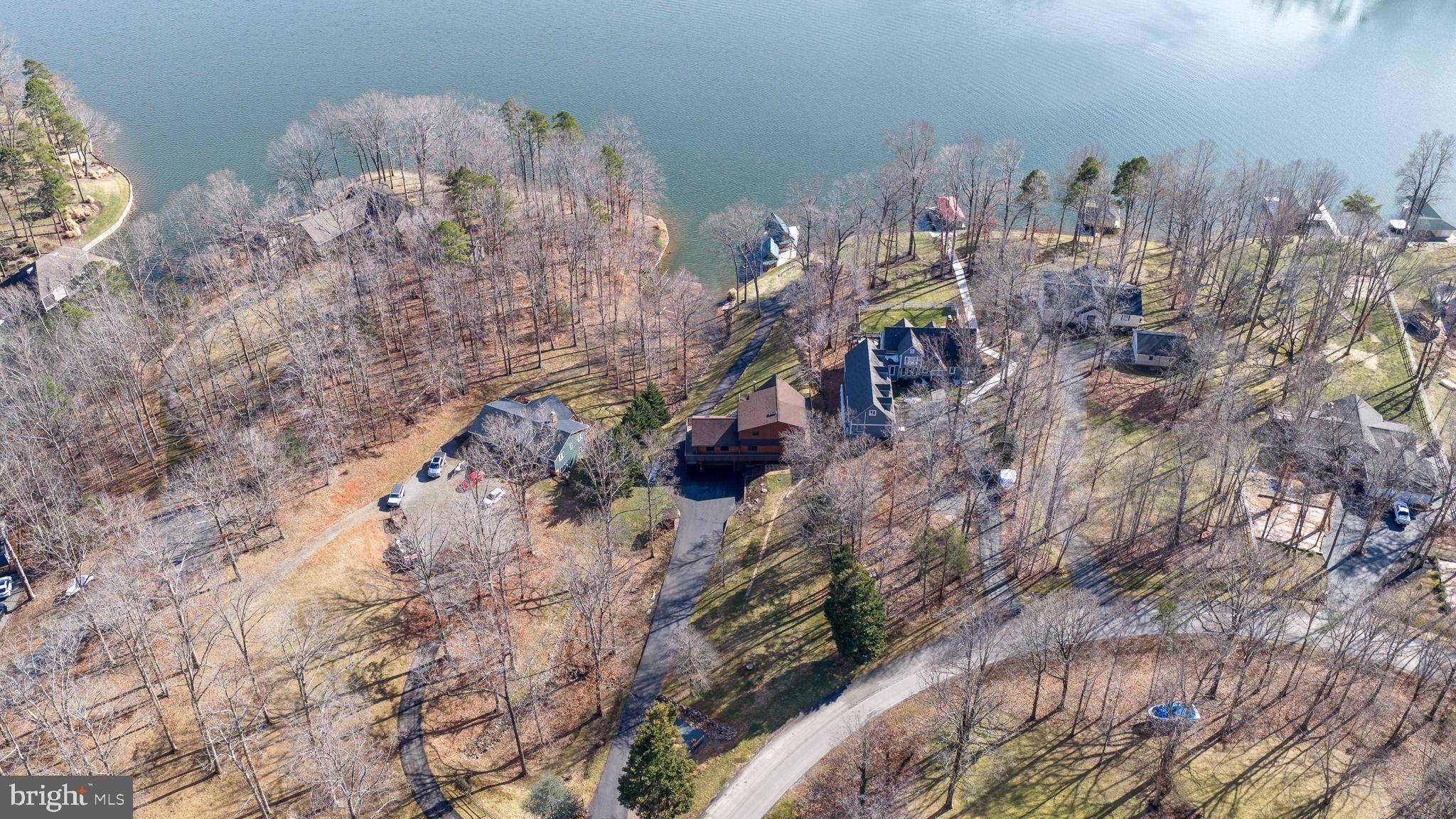 WYNDEMERE - Residential