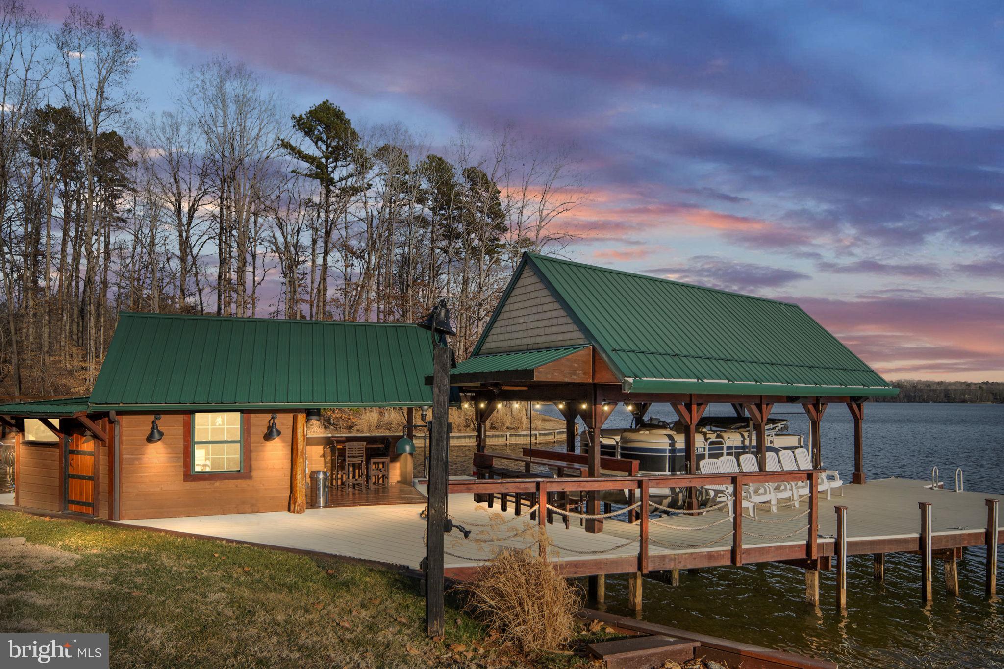 WYNDEMERE - Residential