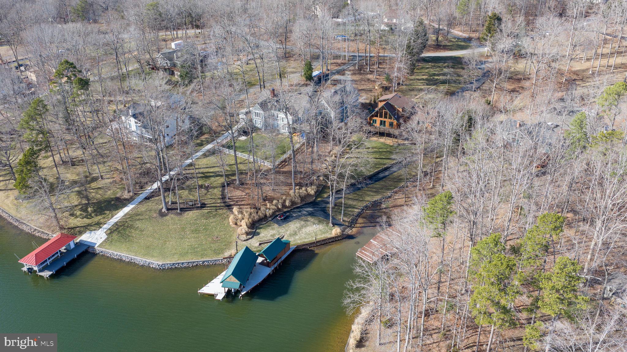 WYNDEMERE - Residential